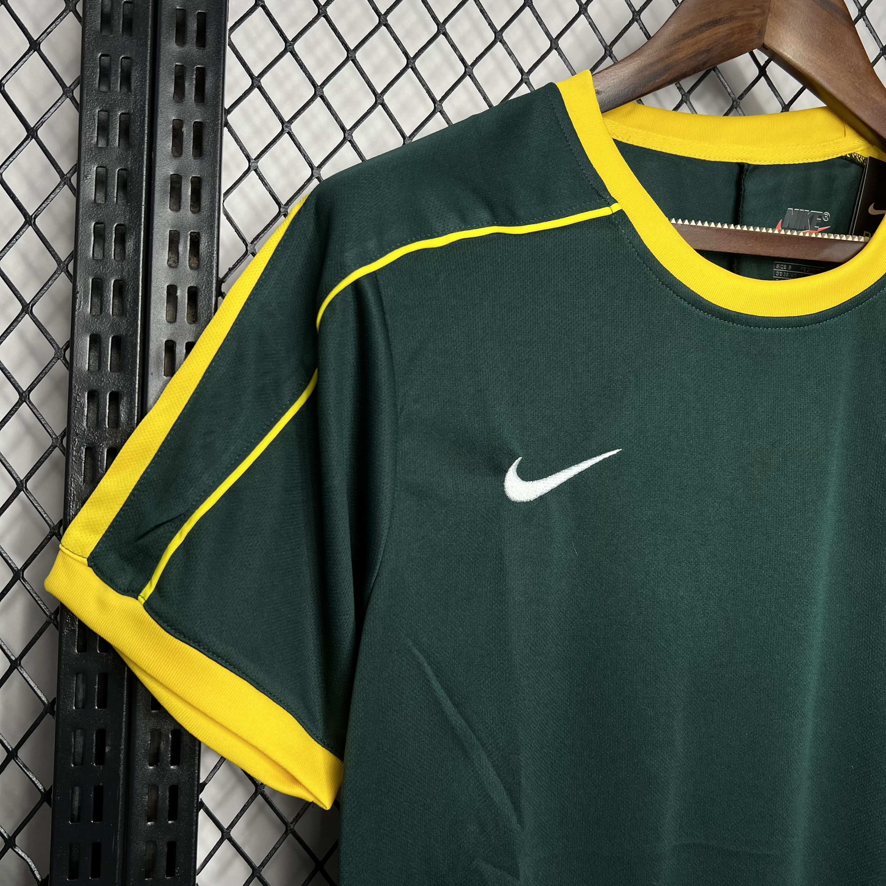 Retro Brazil 1998 Goalkeeper Jersey - Unitedfutballjersey