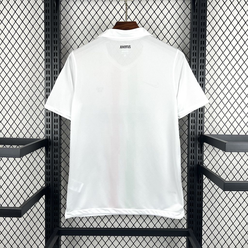 Retro Juventus 2010-11 Away Jersey - Unitedfutballjersey