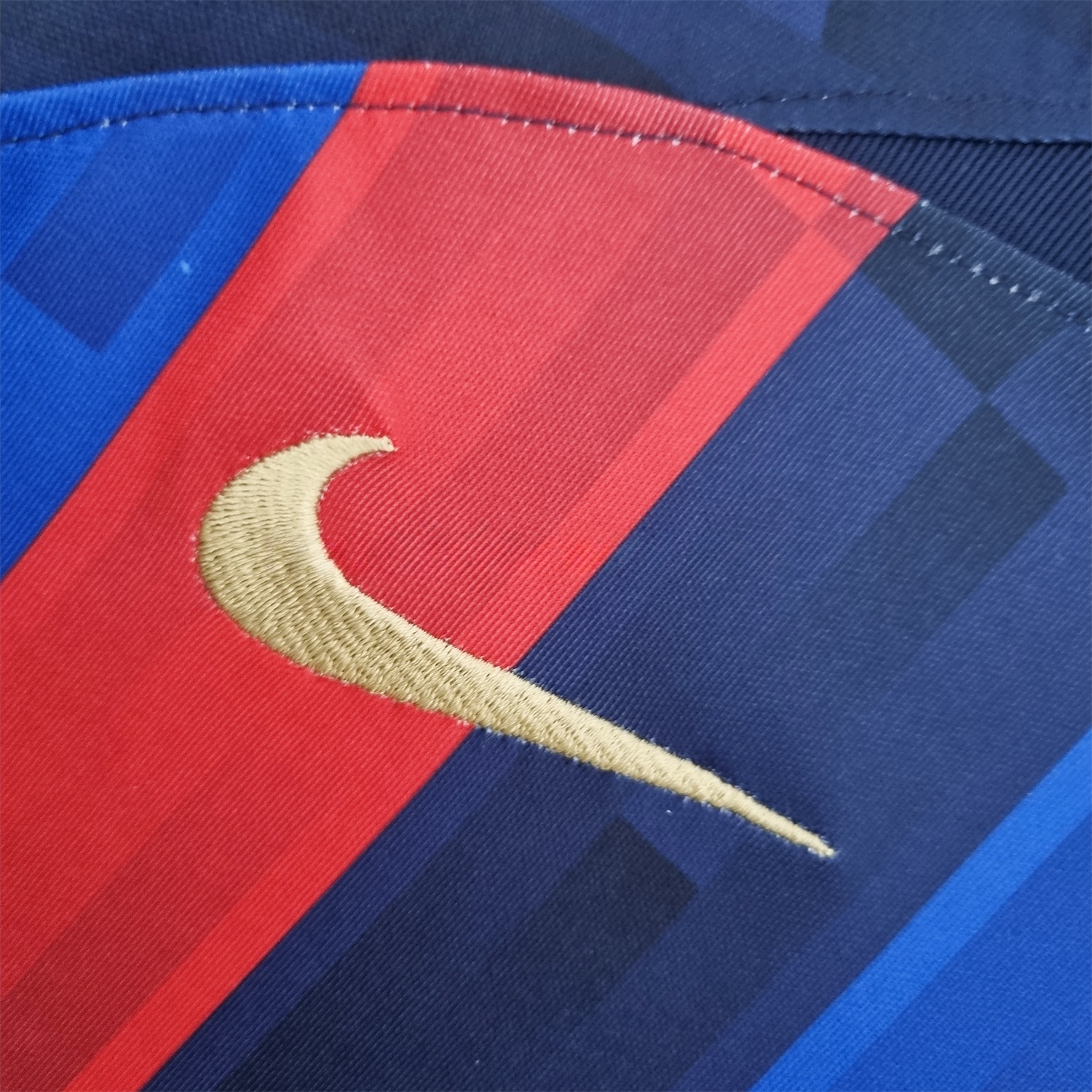 Retro Barcelona 22-23 Home Jersey - Unitedfutballjersey