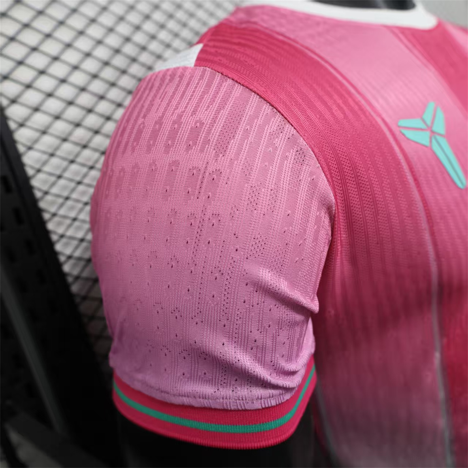 Barcelona 25-26 Pink And Cyan Special Jersey - Player Version - Unitedfutballjersey