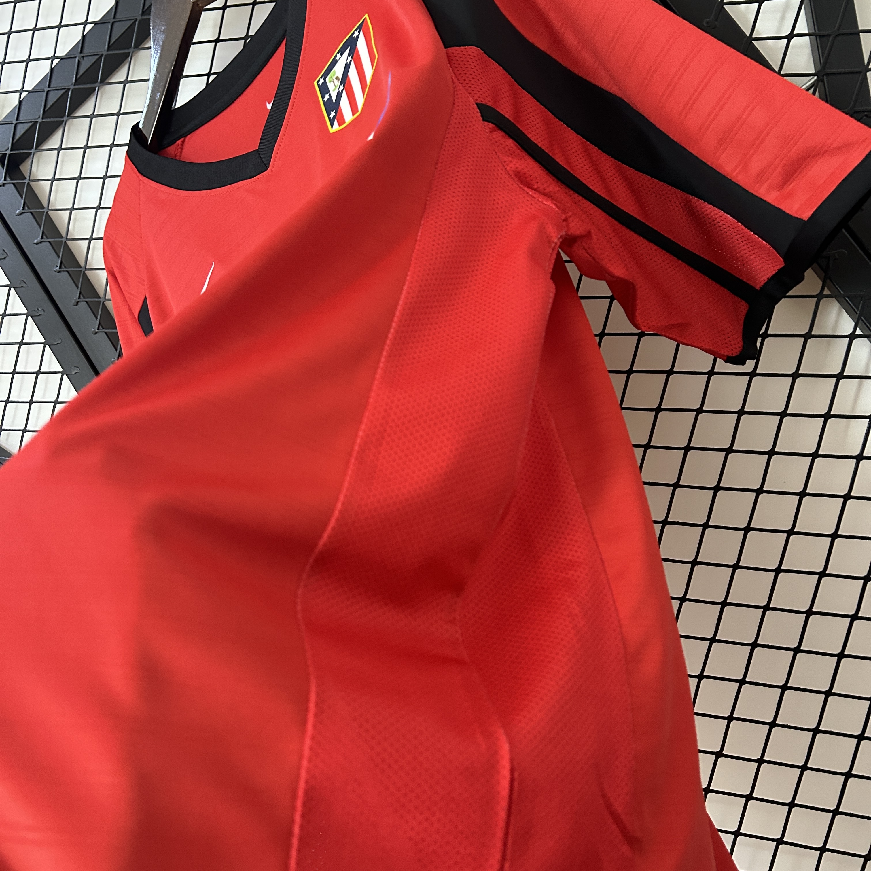 Retro Atletico Madrid 2001-02 Away Jersey - Unitedfutballjersey