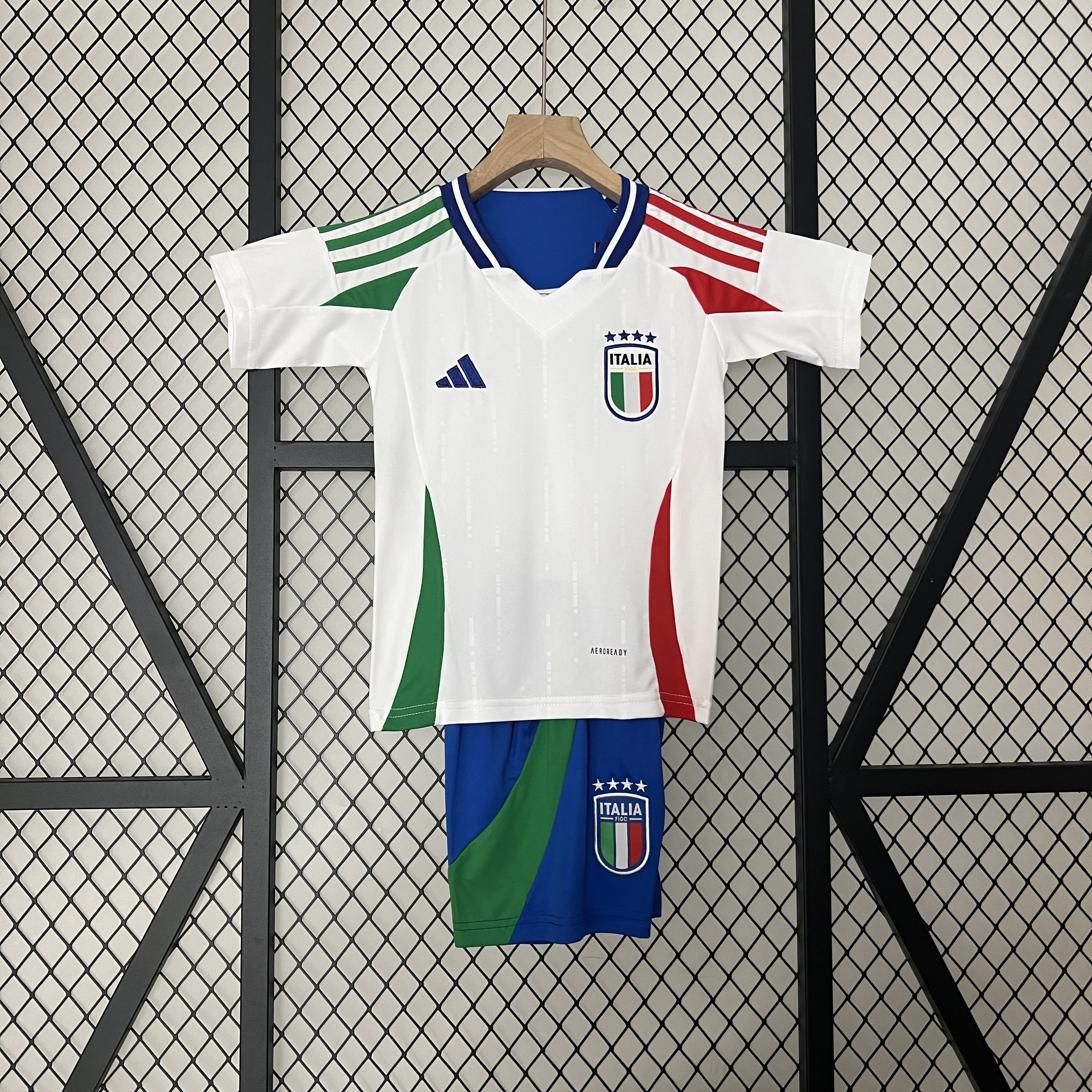 Italy 2024 Away Stadium Kids Kit - Unitedfutballjersey