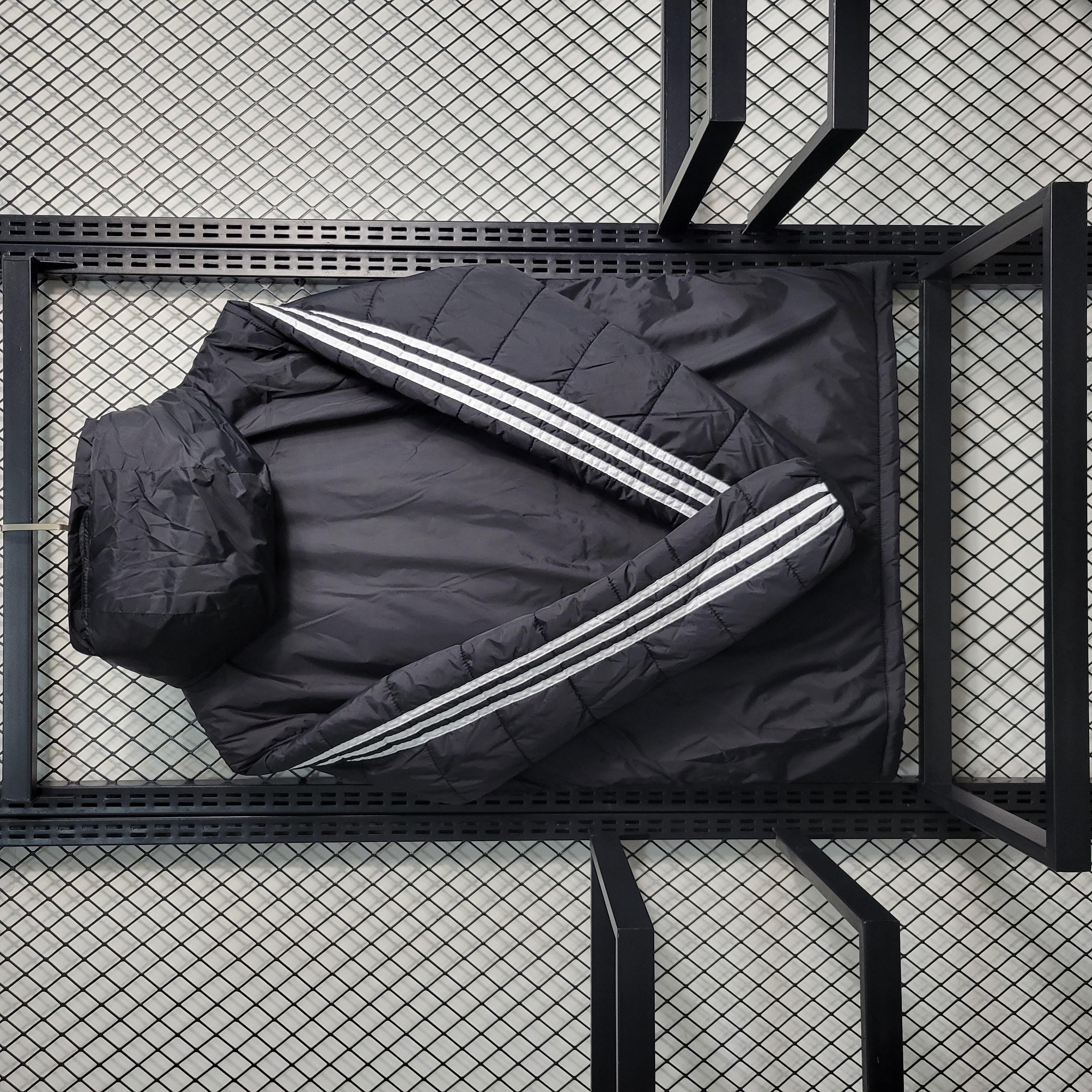 Bayern Munich 23-24 Men's Hooded Thermal Cotton Jacket Black - Unitedfutballjersey