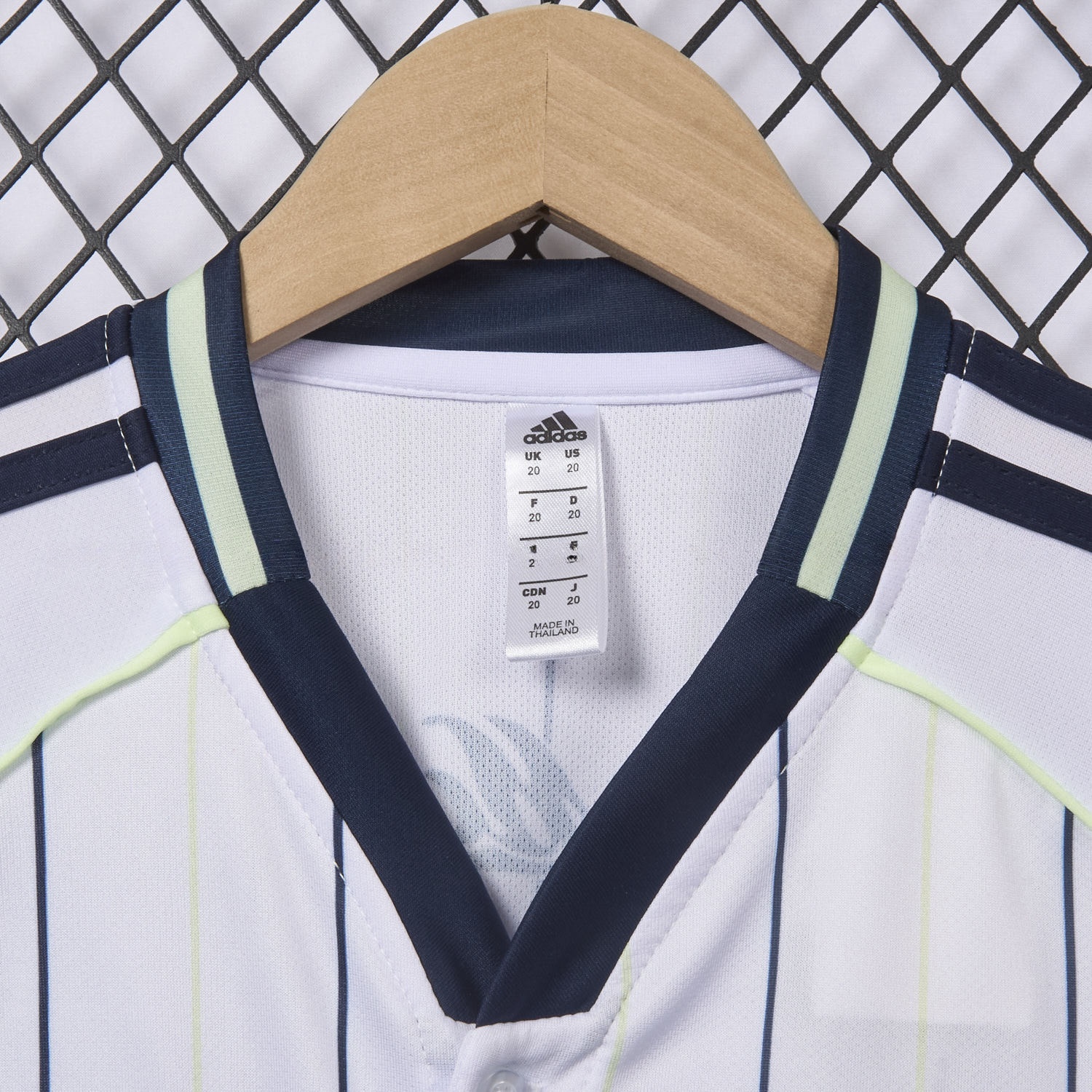 Real Madrid 25-26 White Baseball Kids Kit - Unitedfutballjersey