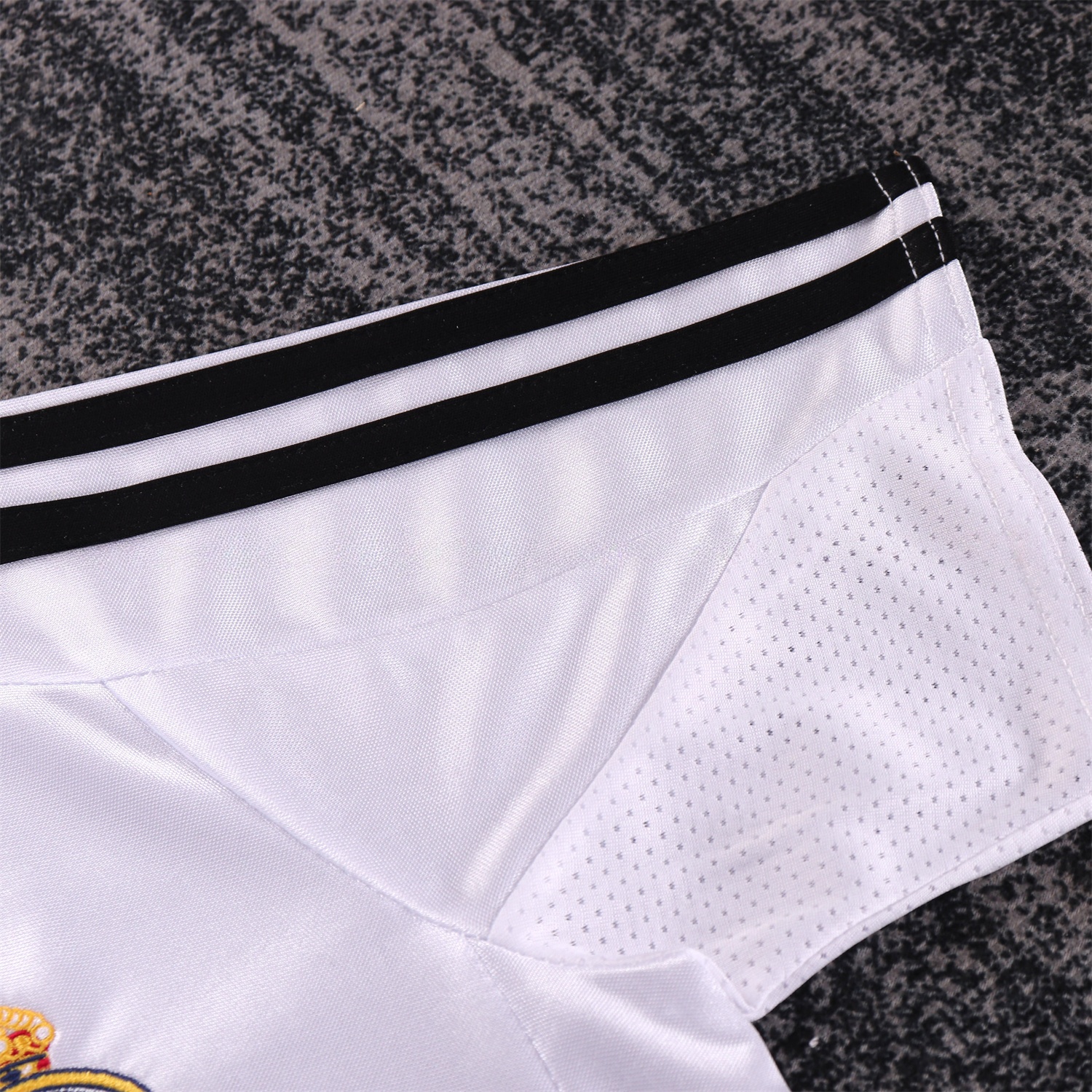 Retro Real Madrid 04-05 Home Kids Kit - Unitedfutballjersey