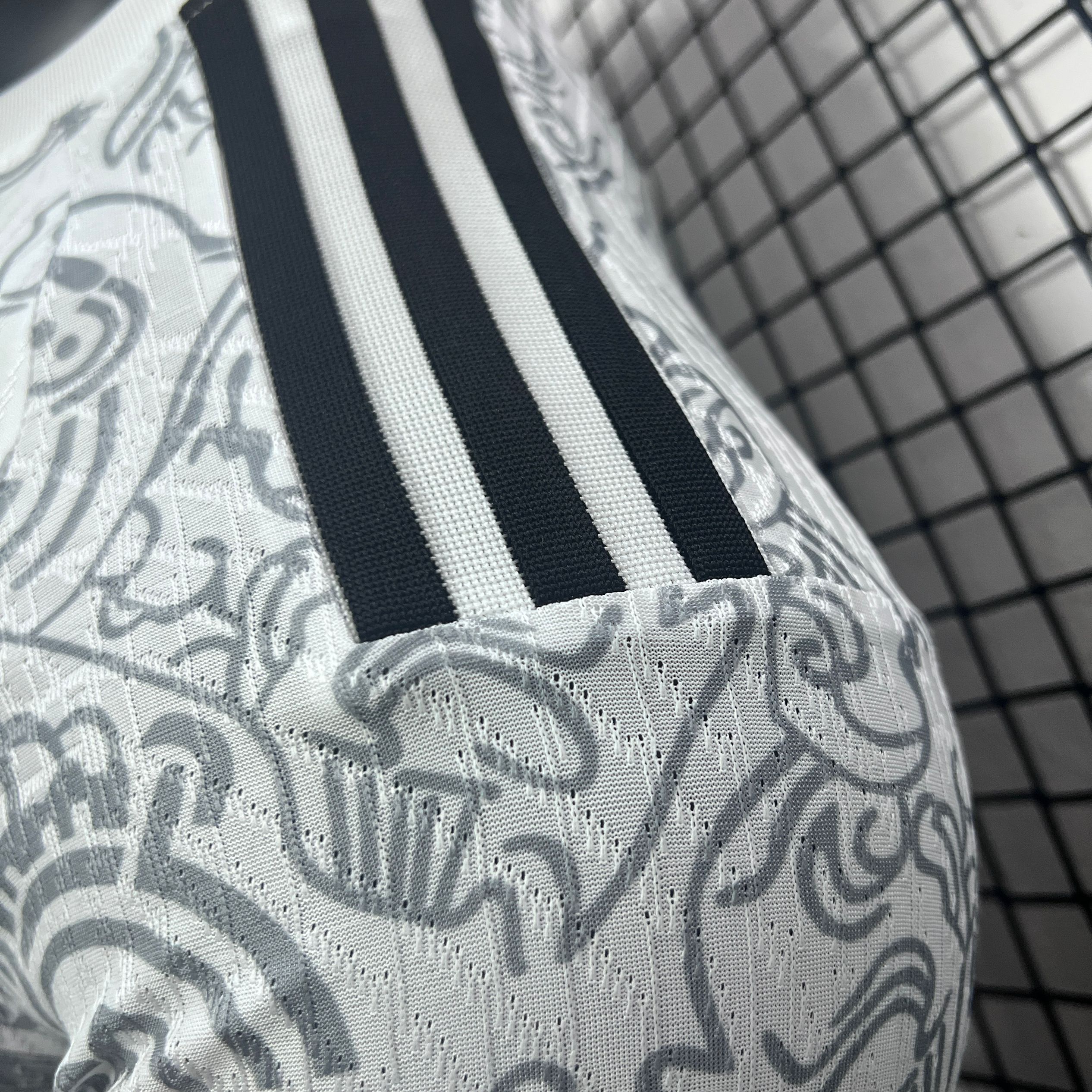 Real Madrid 24-25 White Line Pattern Special Edtion Jersey - Player Version - Unitedfutballjersey