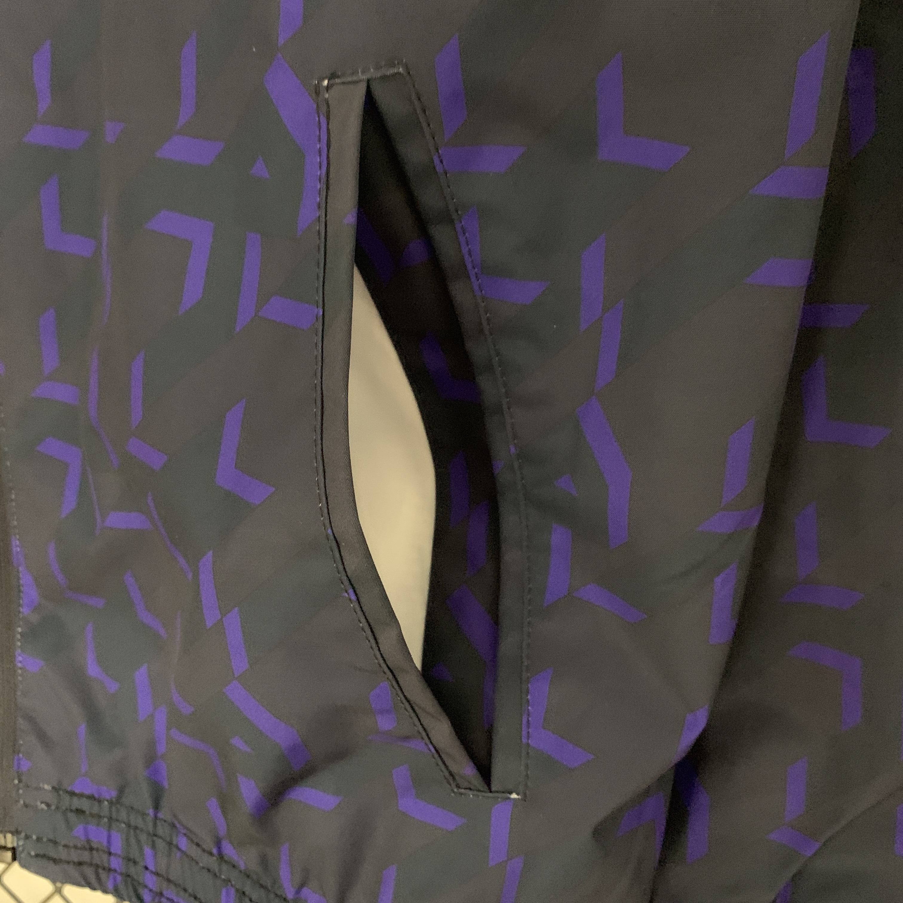 Real Madrid 23-24 Houndstooth Pattern Limited Edition Player Reversible Windbreaker - Unitedfutballjersey