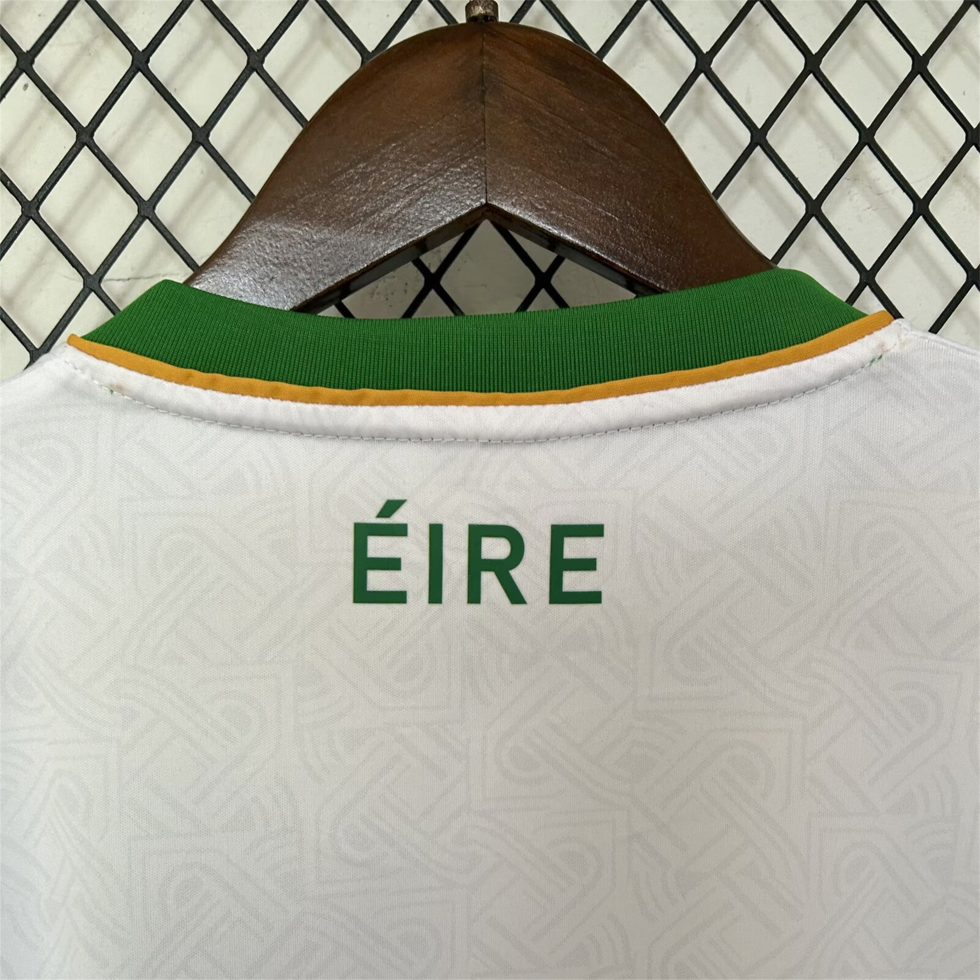 Ireland 2024 Away Jersey - Fans Version (with SKY patch) - Unitedfutballjersey