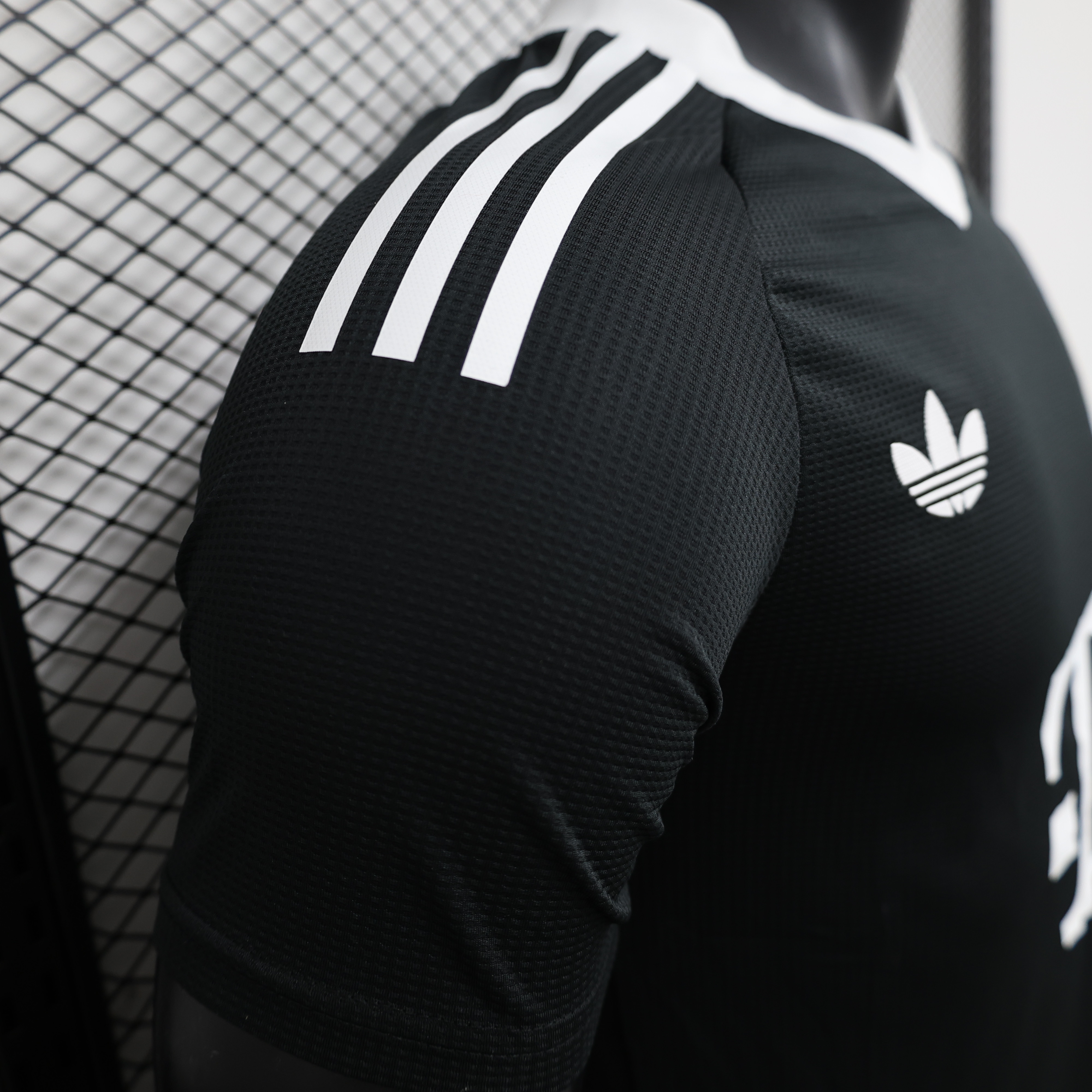 Bayern Munich 24-25 Third Goalkeeper Black Jersey - Player Version - Unitedfutballjersey