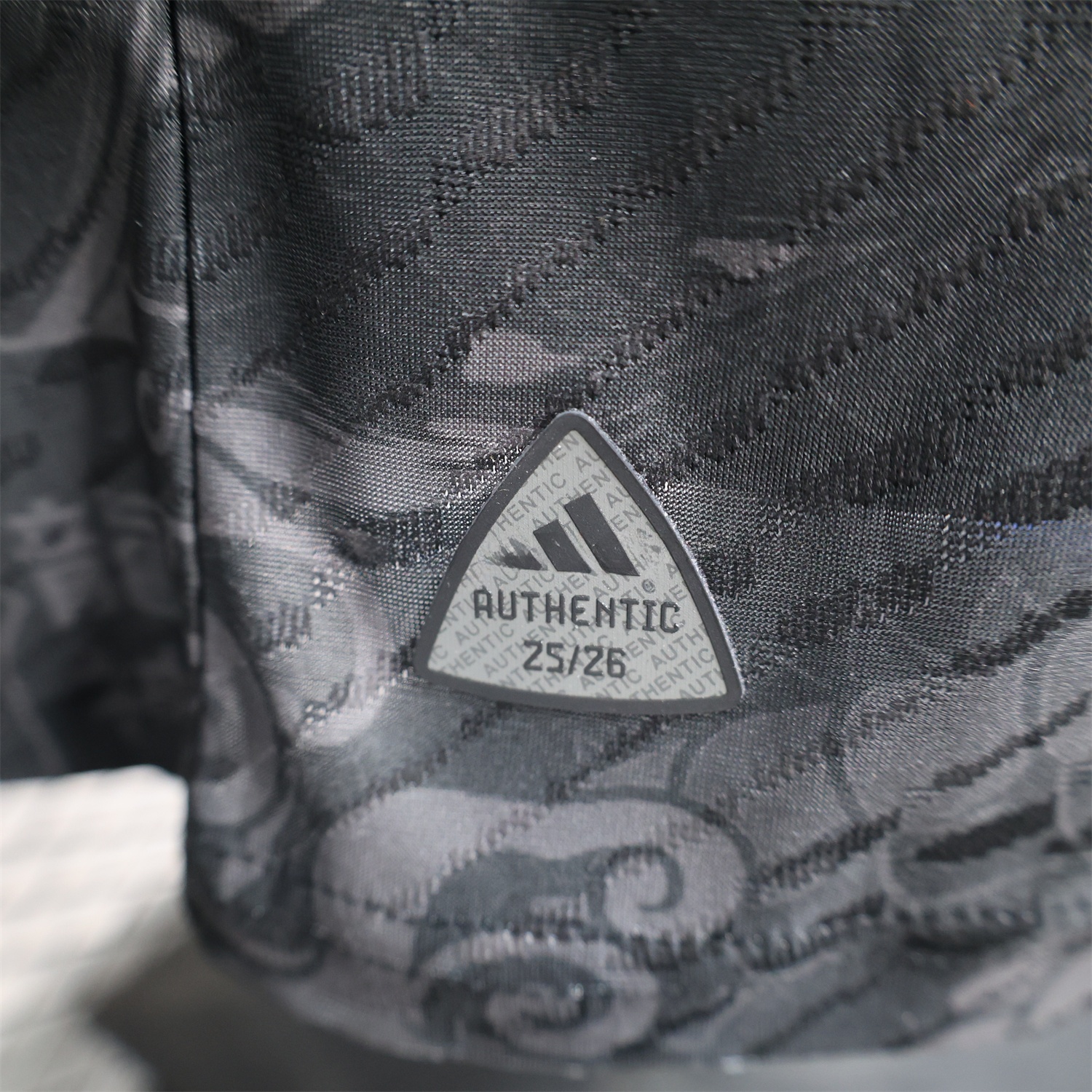 Real Madrid 25-26 Grey Chinese Loong and Auspicious Clouds Line Drawing Black Jersey - Player Version - Unitedfutballjersey