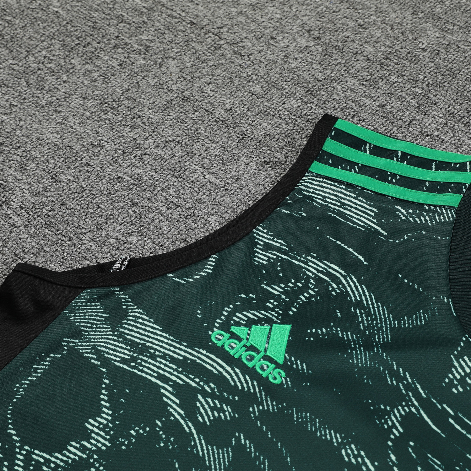 Real Madrid 23-24 Green Training Vest Suit - Unitedfutballjersey