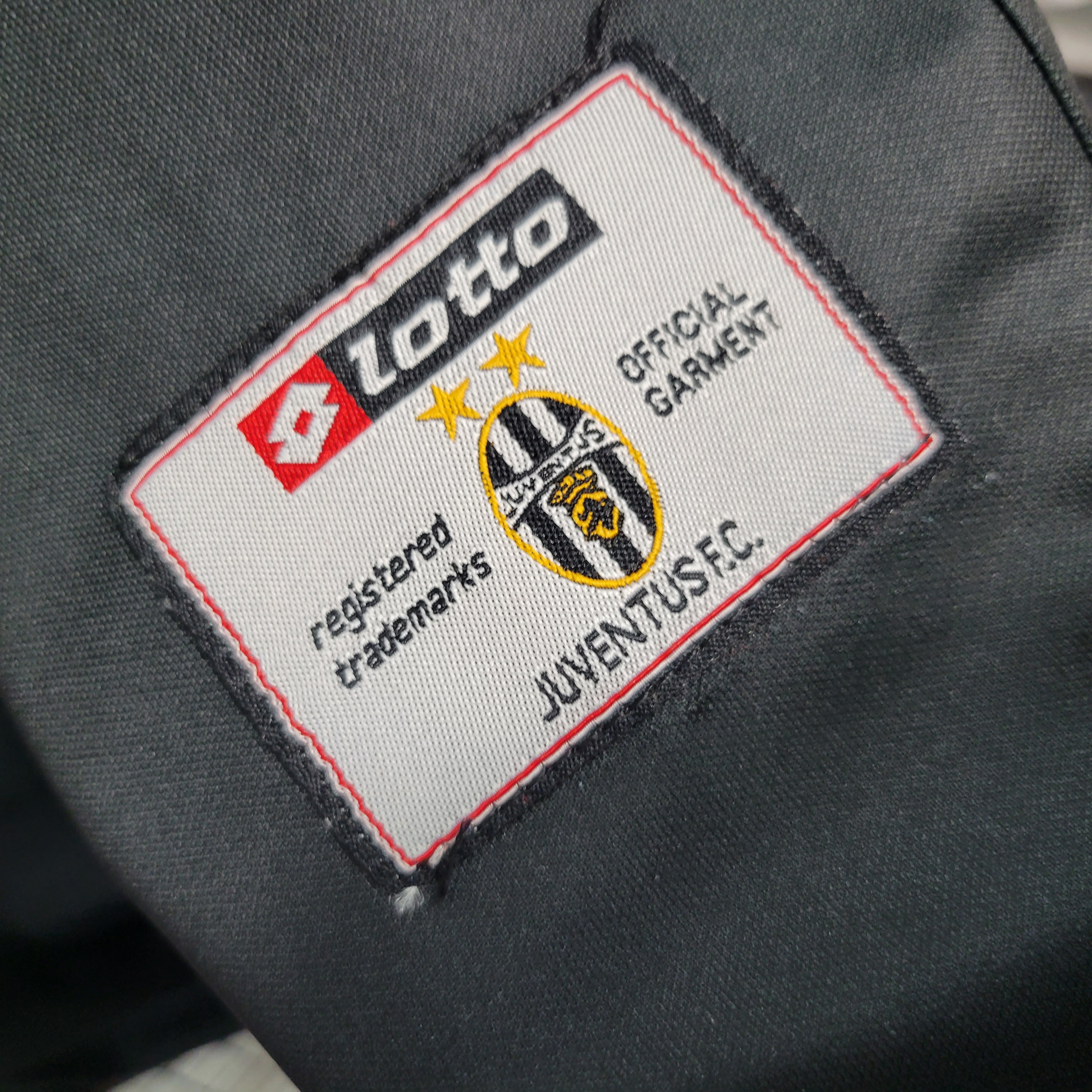 Retro Juventus 2001-02 Away Stadium Jersey - Unitedfutballjersey