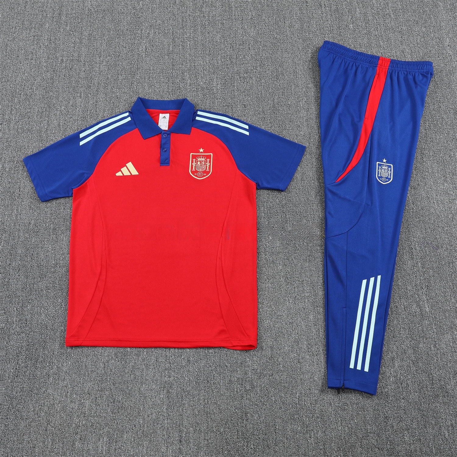Spain 25-26 POLO Short-Sleeve Training Set - Red Top and Blue Pants - Unitedfutballjersey
