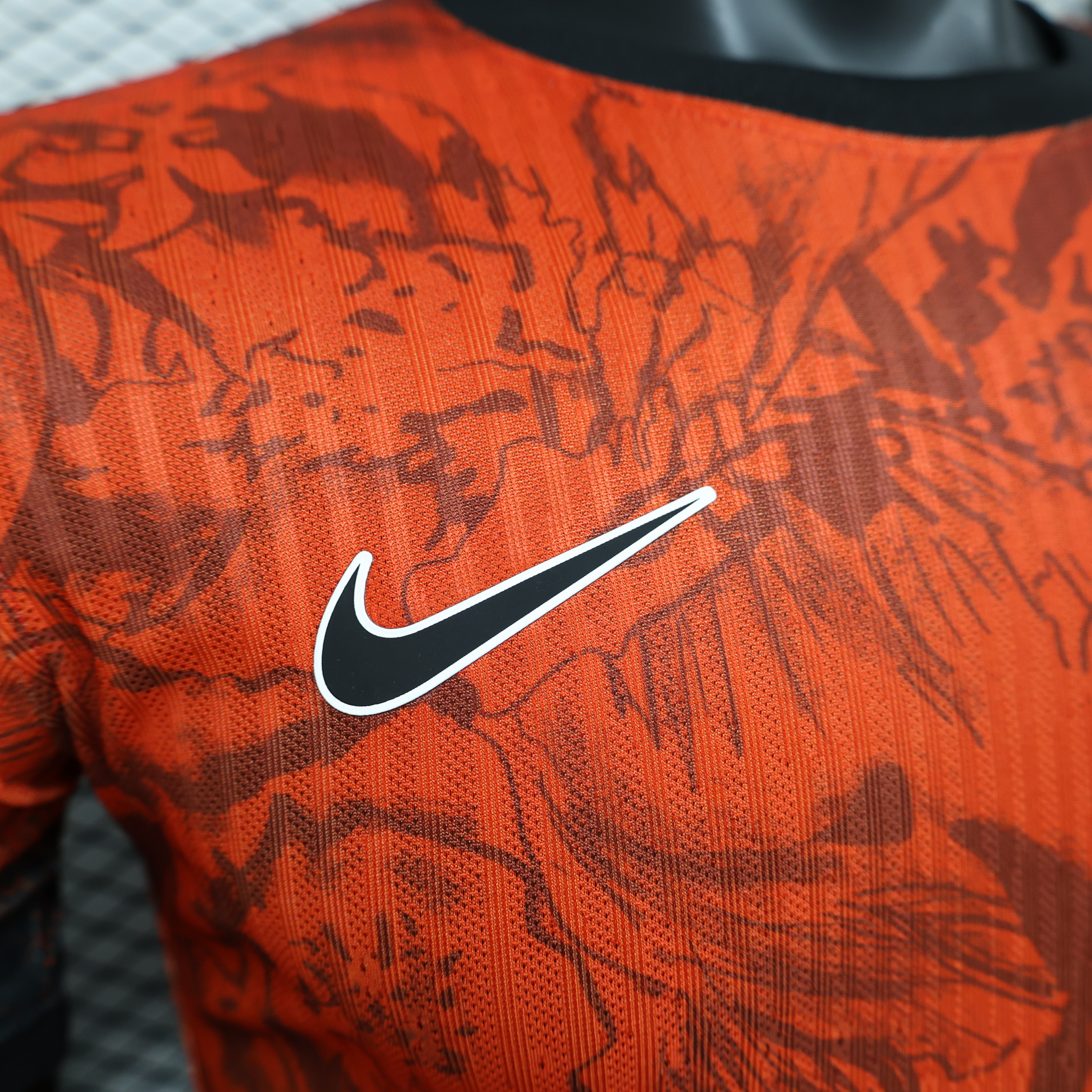 Liver.pool 24-25 Red and Black Liver Bird Jersey - Player Version - Unitedfutballjersey