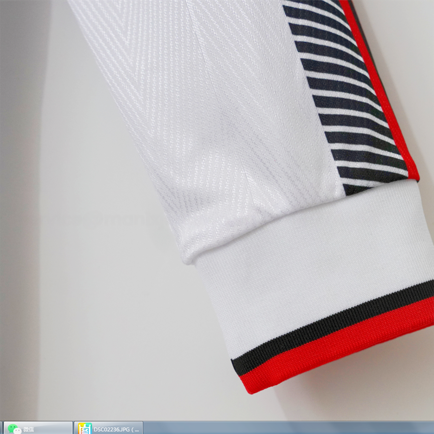 Retro AC Milan 1997-98 Away Long Sleeves Jersey - Unitedfutballjersey