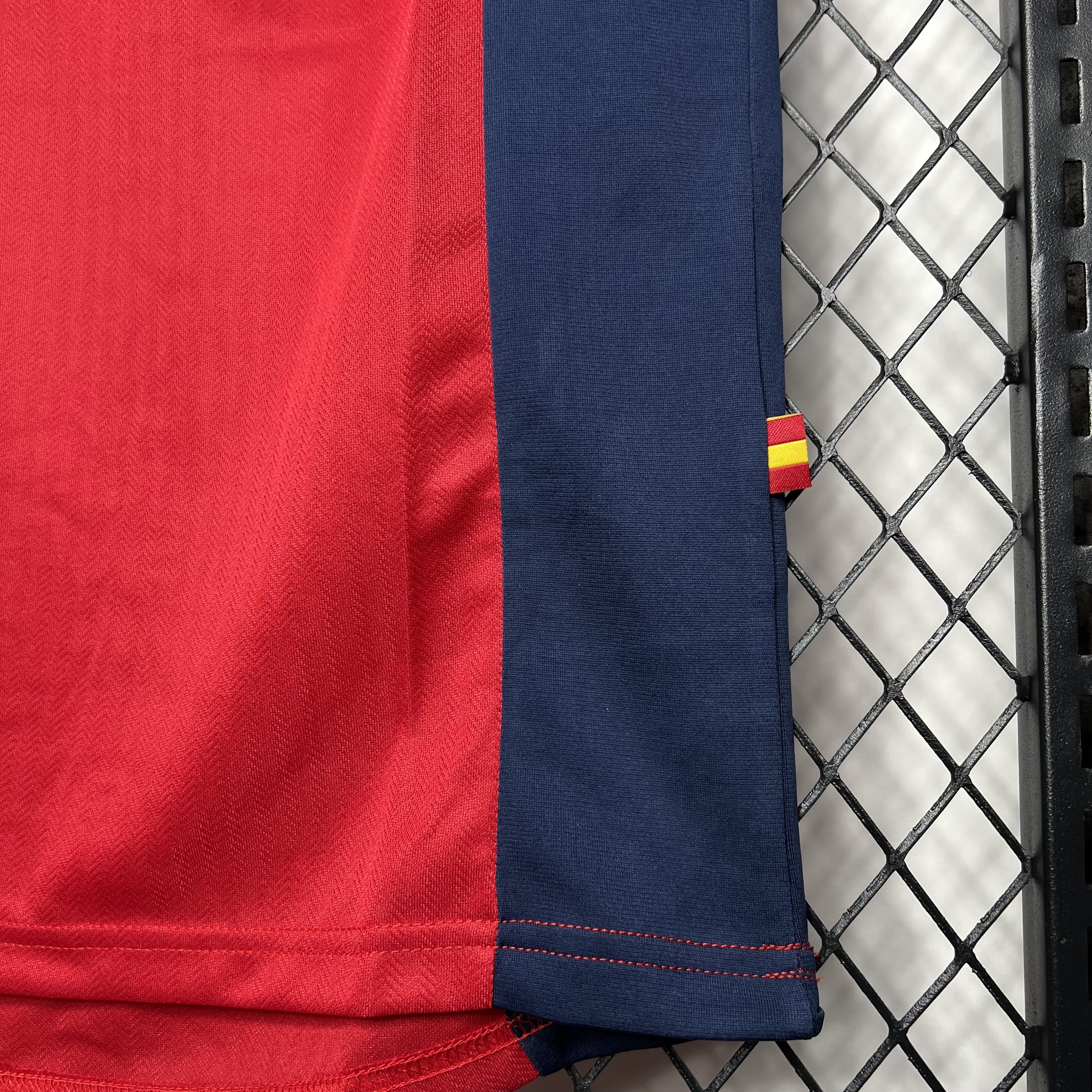 Retro Spain 1998 Home Stadium Jersey - Unitedfutballjersey