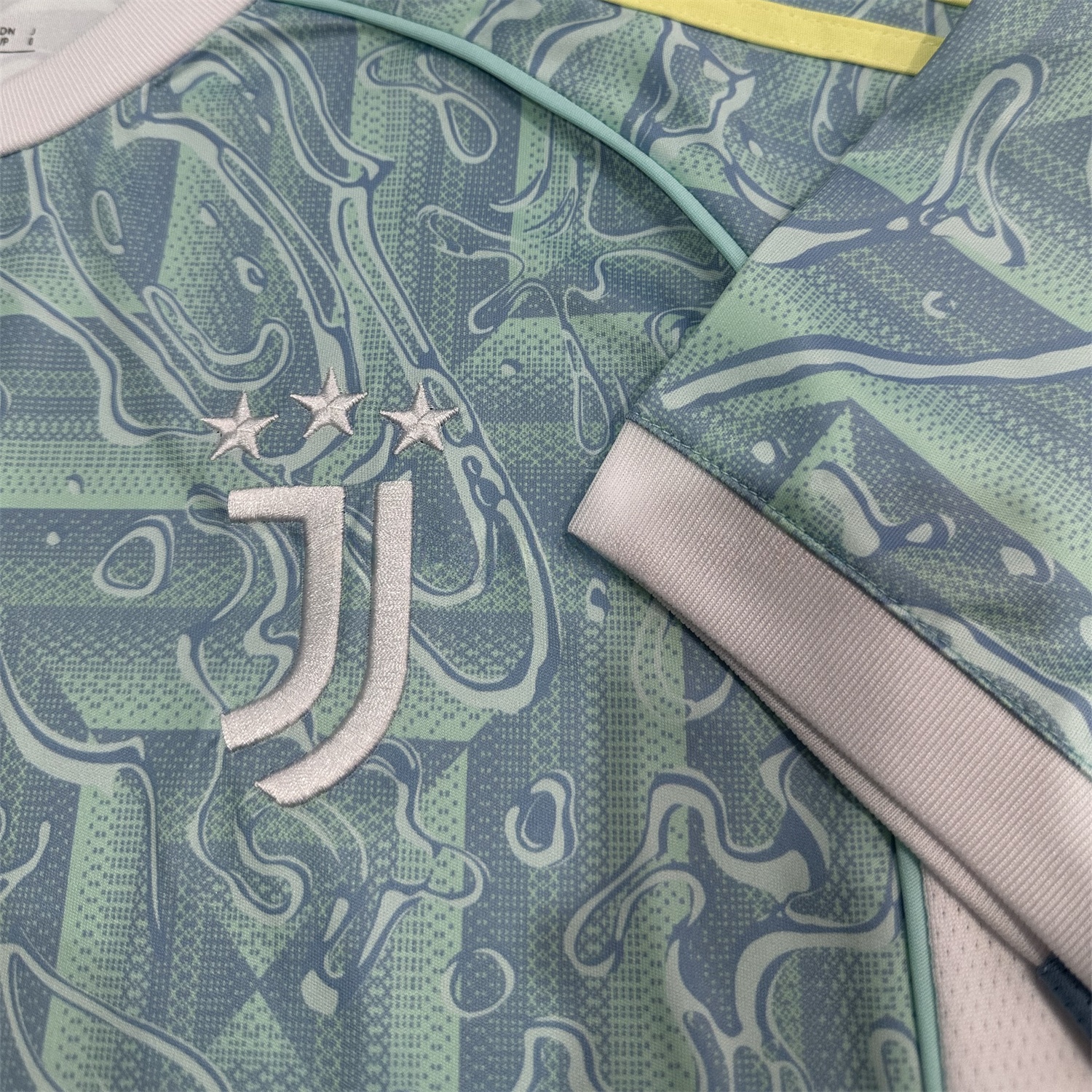 Juventus 25-26 Away Jersey (Leaked Version) - Fans Version - Unitedfutballjersey