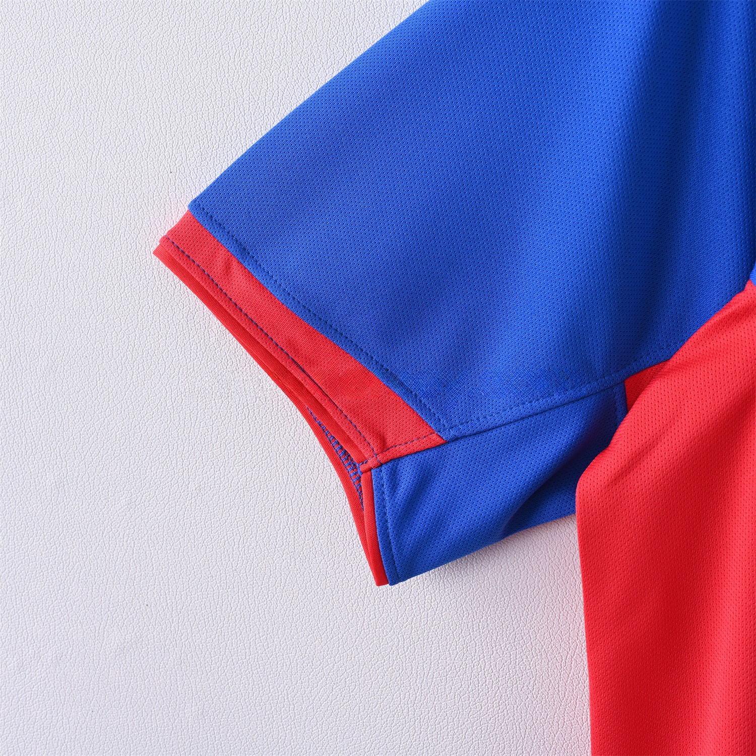 B.A.R.S.A Retro 04-05 Home Jersey - Unitedfutballjersey