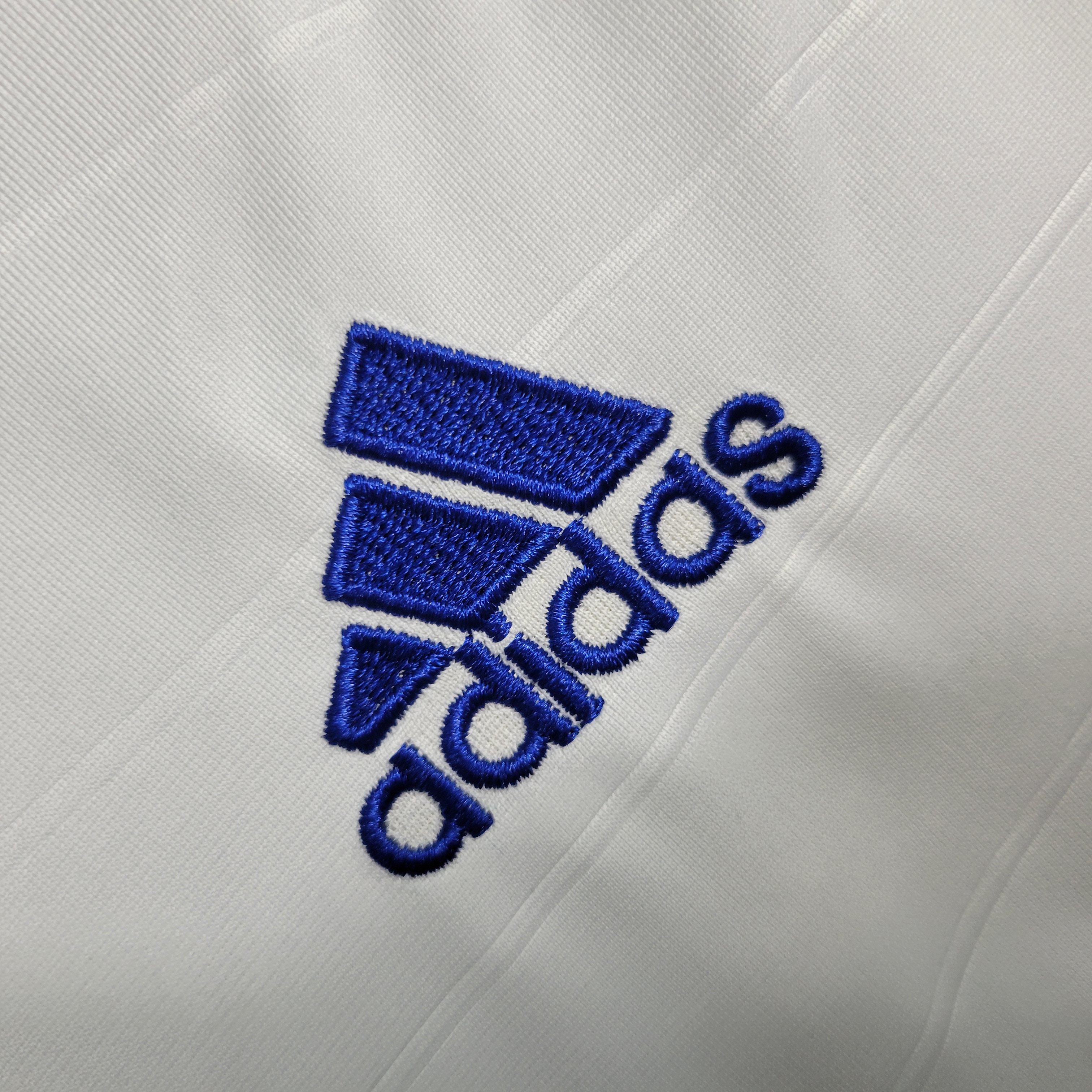 Retro Real Madrid 10-11 Home Stadium Long Sleeve Jersey - Unitedfutballjersey