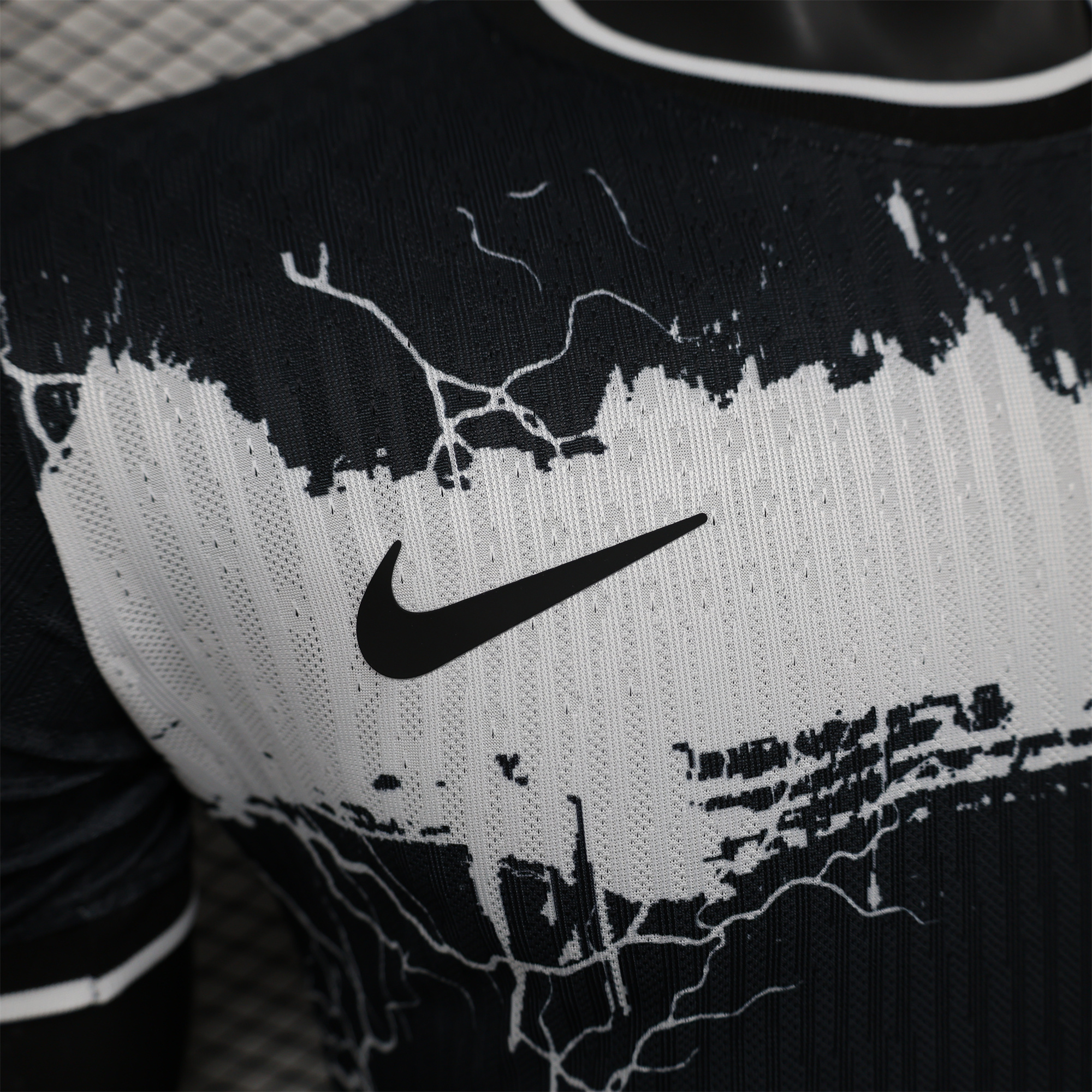 B.A.R.S.A 24-25 White Lightning Special Edition Black Jersey - Player Version - Unitedfutballjersey