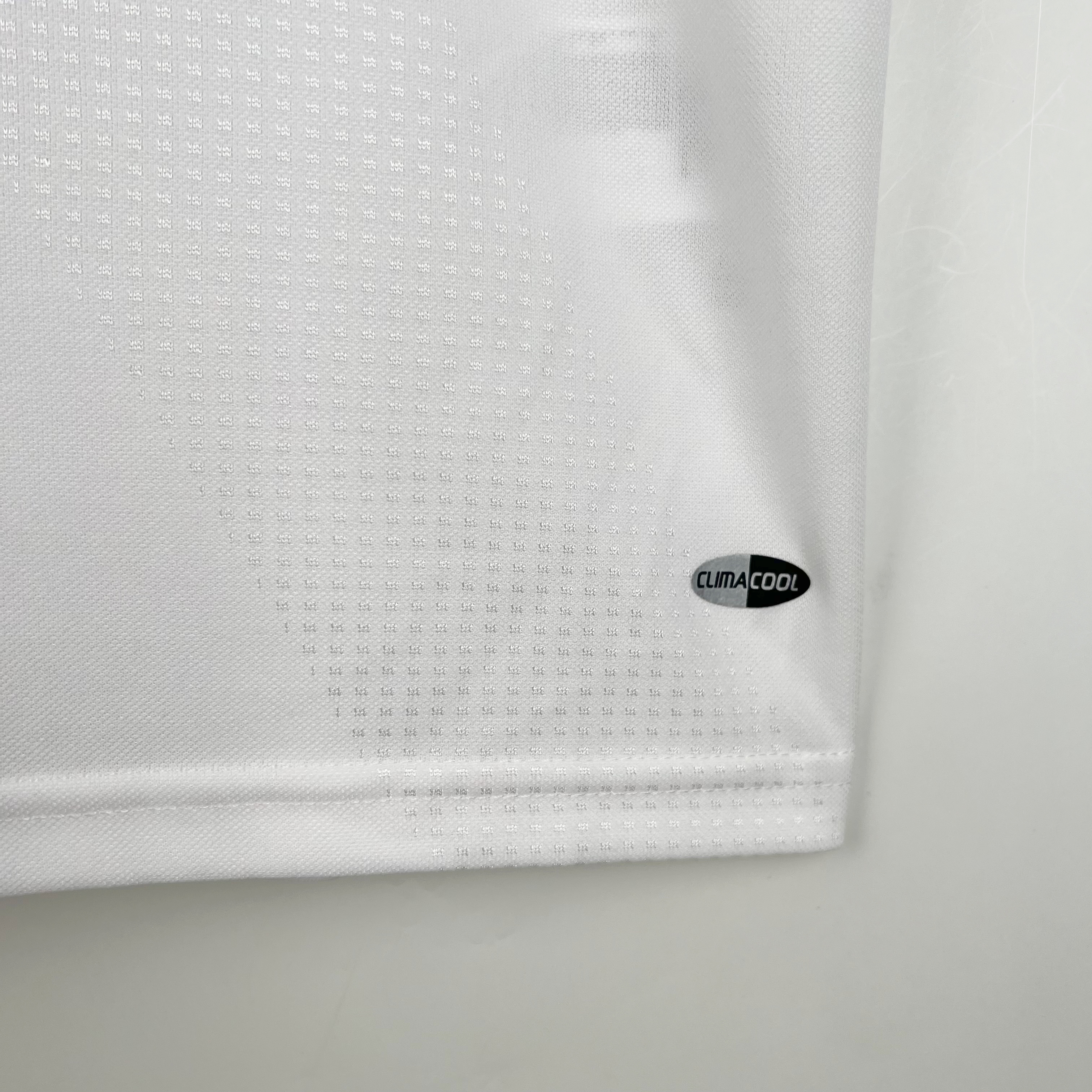 Retro Real Madrid 08-09 Home Stadium Jersey - Unitedfutballjersey