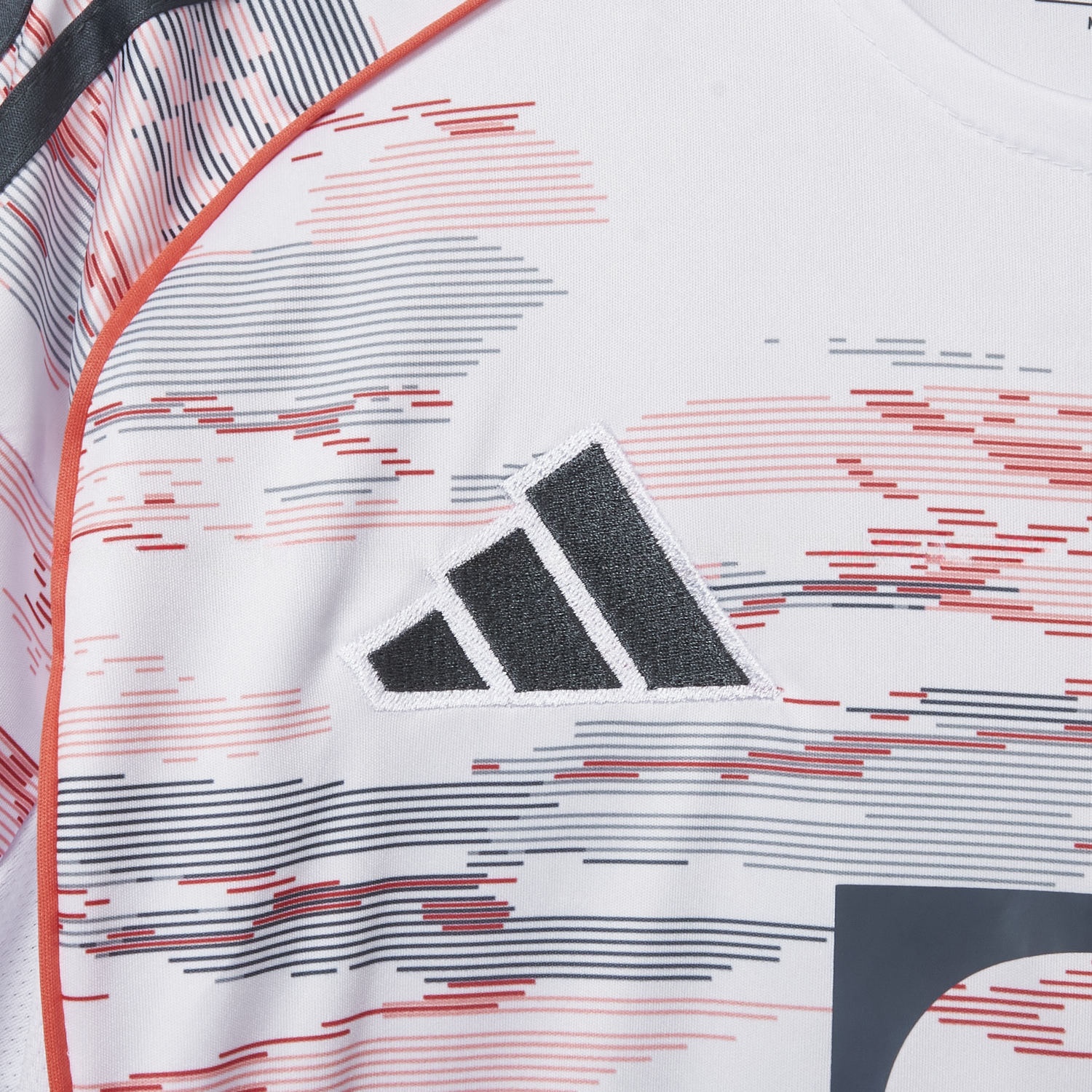 Bayern Munich 25-26 Away White Jersey - Fans Version - Unitedfutballjersey