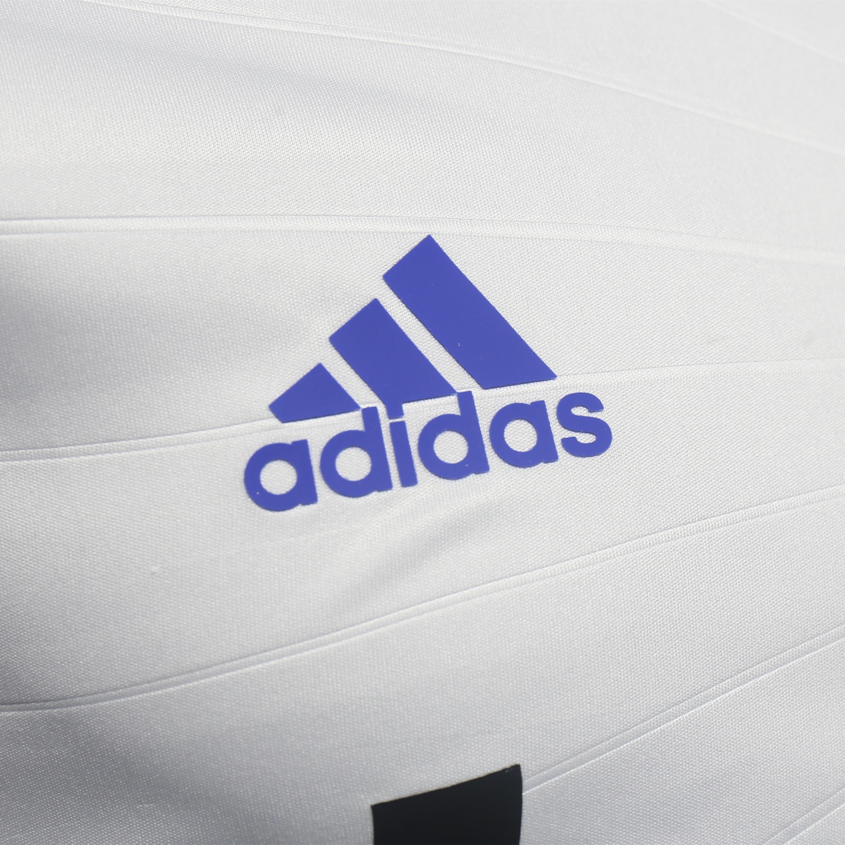 Retro Real Madrid 10-11 Home Long Sleeve Jersey - Player Version - Unitedfutballjersey