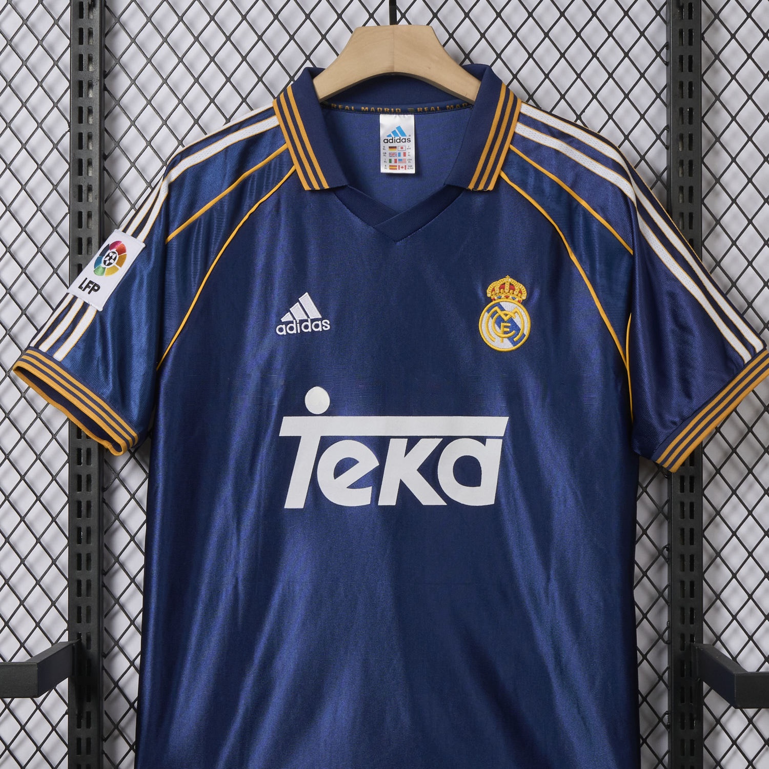 Retro Real Madrid 1998-99 Third Jersey - Unitedfutballjersey