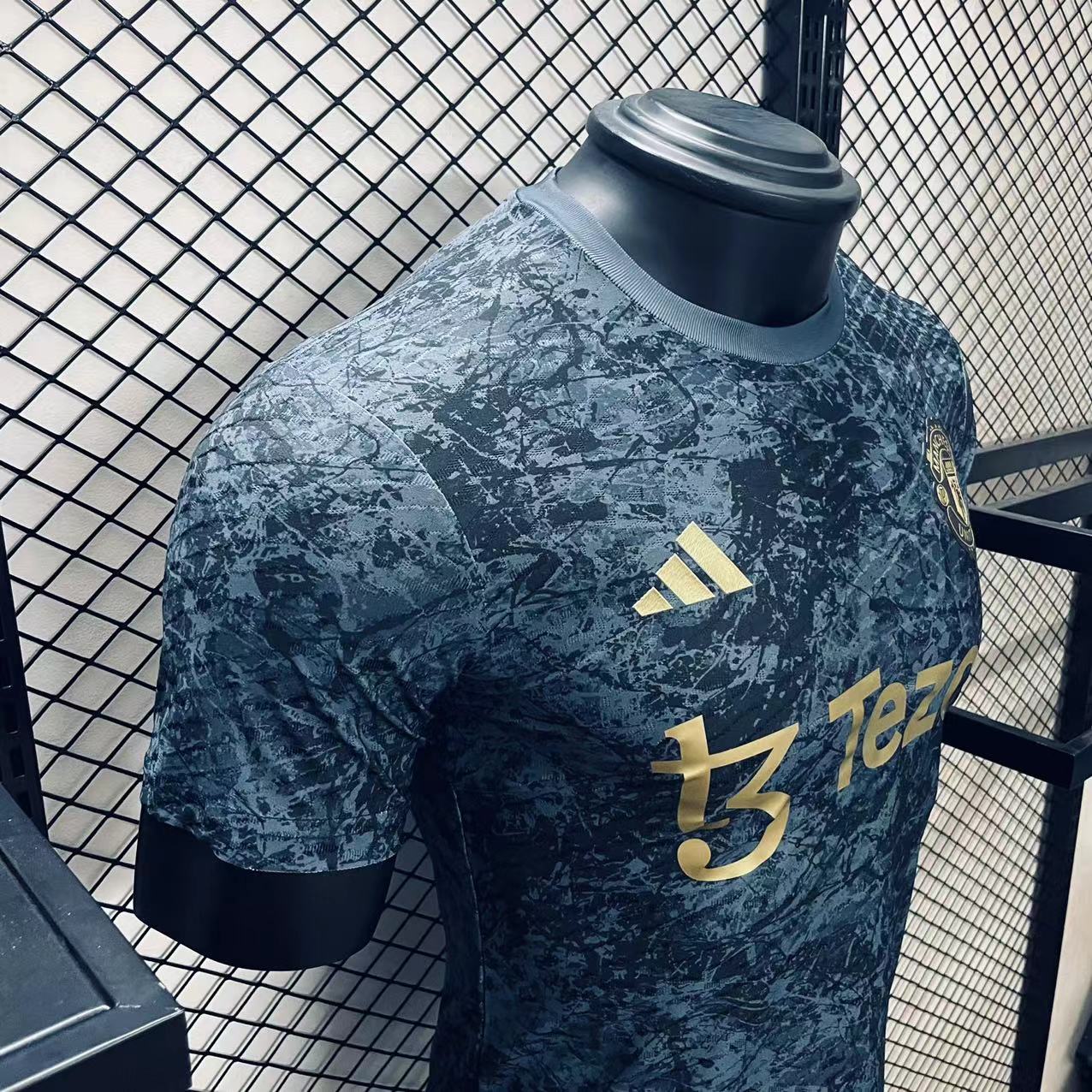 Manchester United 24-25 Blue Special Edition Jersey - Player Version - Unitedfutballjersey