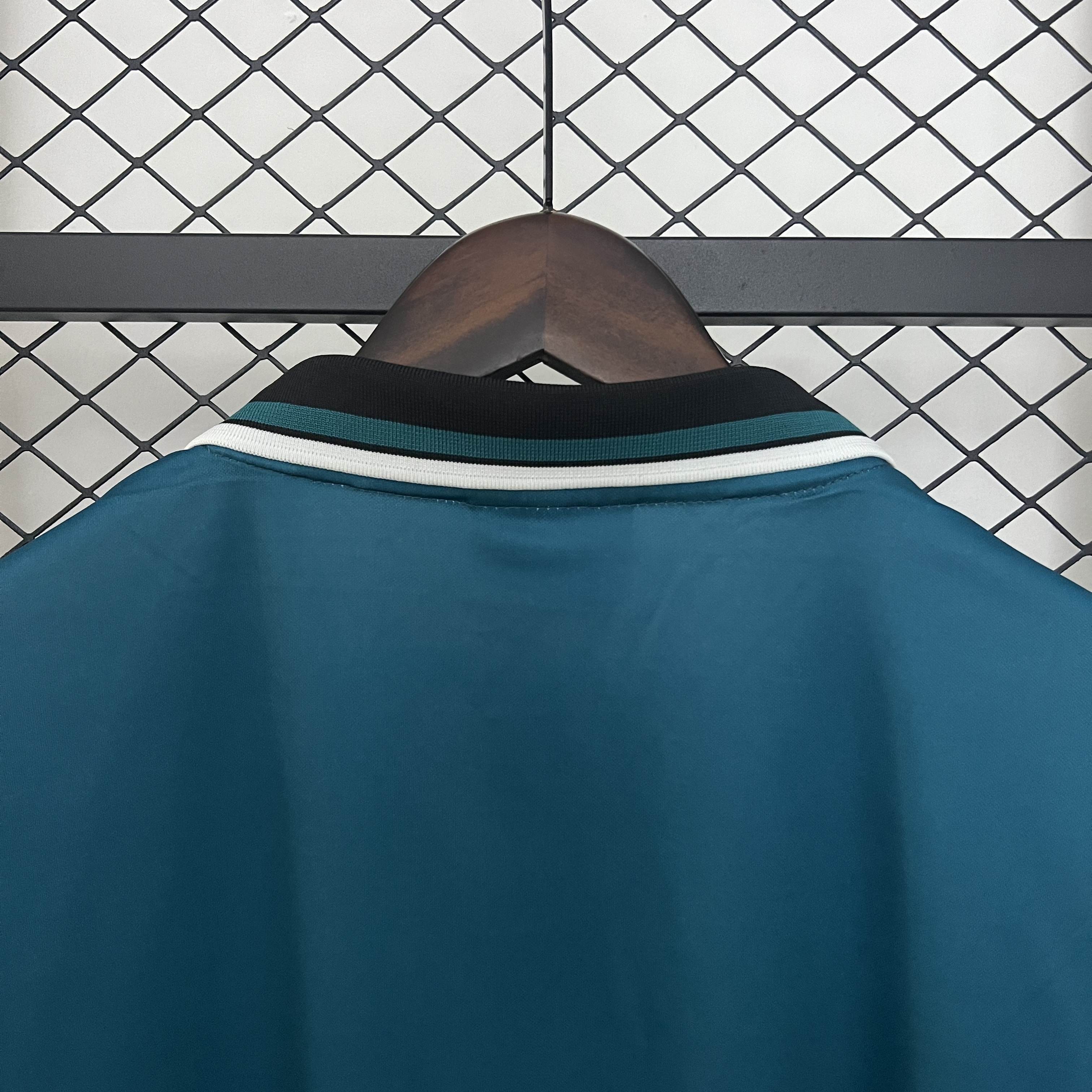 Retro Ajax 1995-96 Away Jersey - Unitedfutballjersey