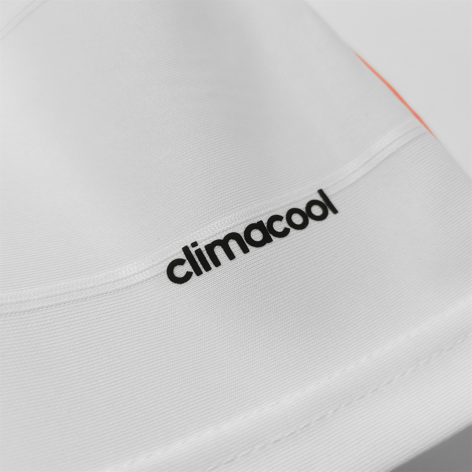 Real Madrid Retro 13-14 Home Stadium Jersey - Unitedfutballjersey