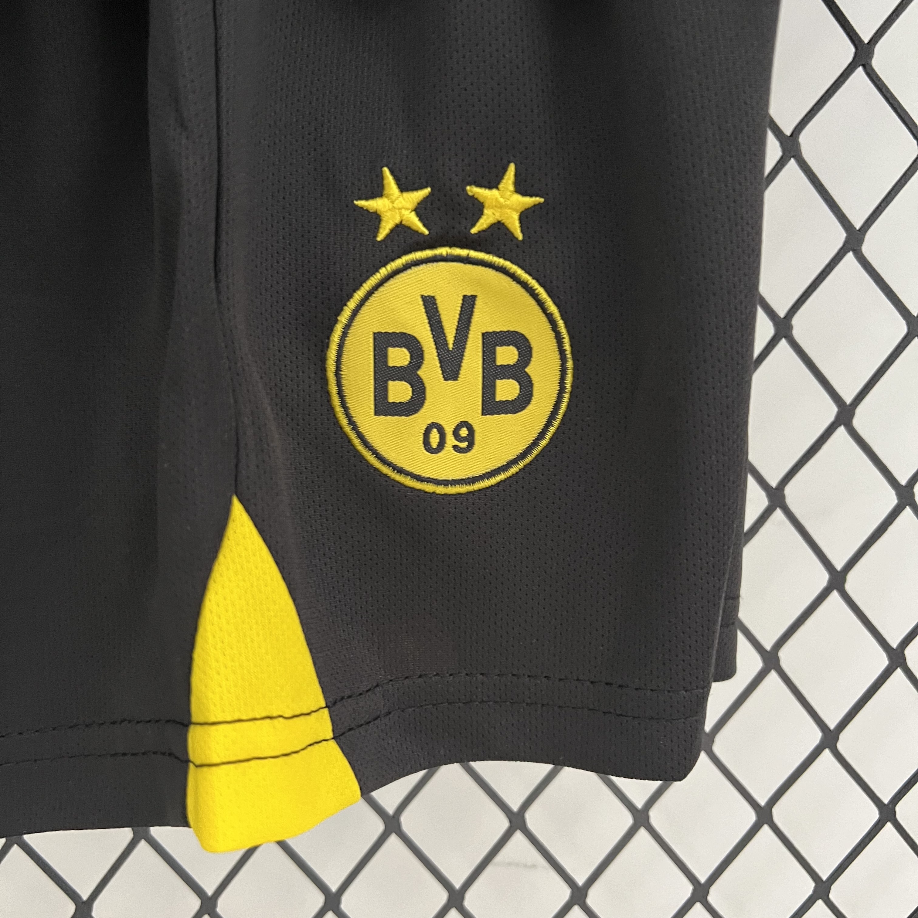 Dortmund 23-24 Away Kids Kit - Unitedfutballjersey