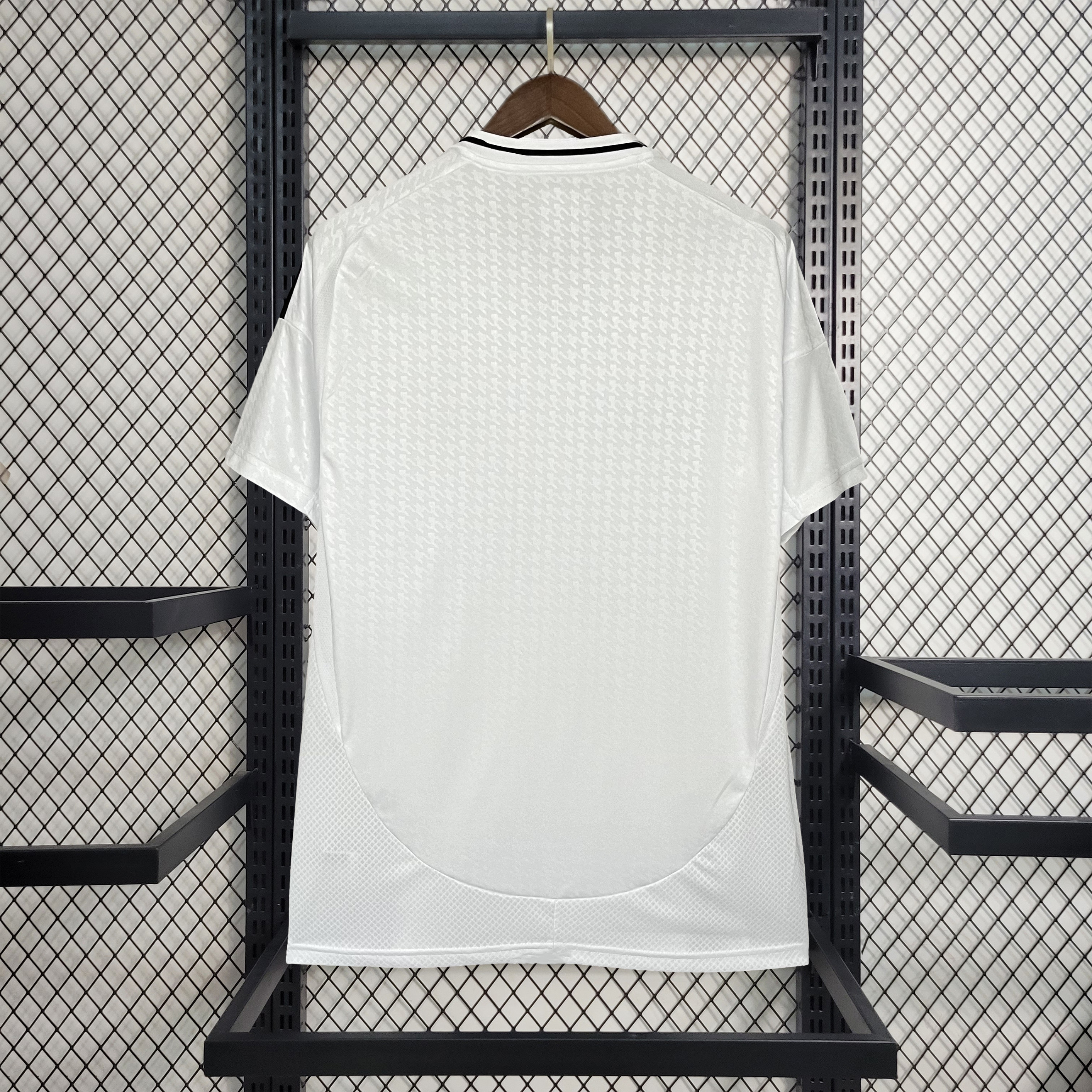 Real Madrid 24-25 Home Stadium Jersey - Fans Version - Unitedfutballjersey