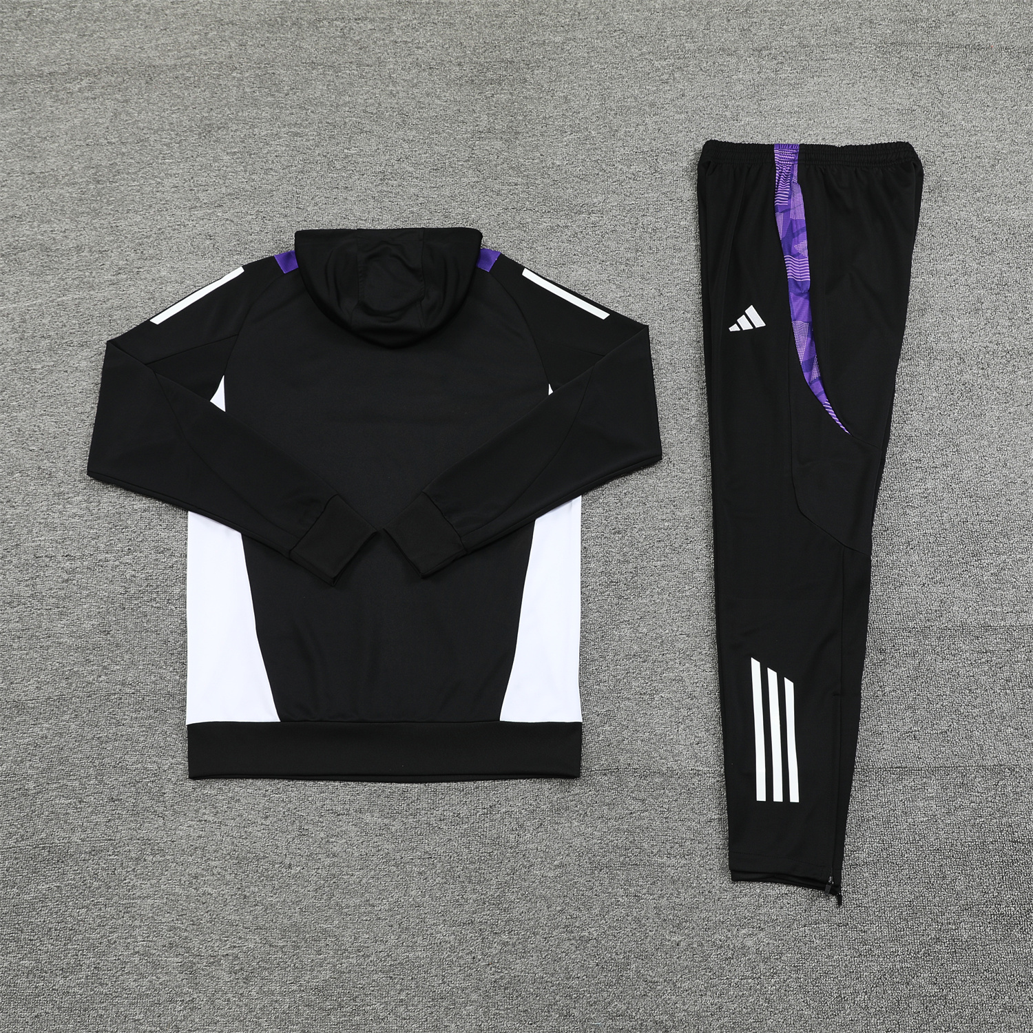 Real Madrid 24-25 Training Hoodie Set - Black Hoodie and Black Pants - Unitedfutballjersey
