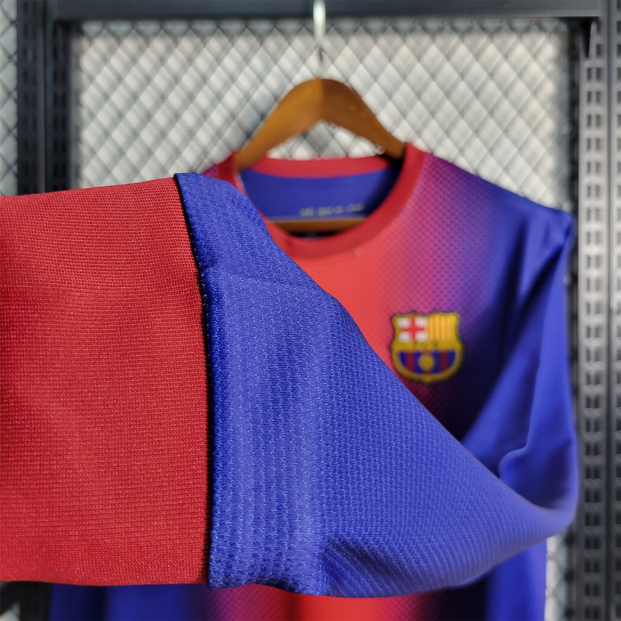 Retro Barcelona 12-13 Home Stadium Long Sleeve Jersey - Unitedfutballjersey