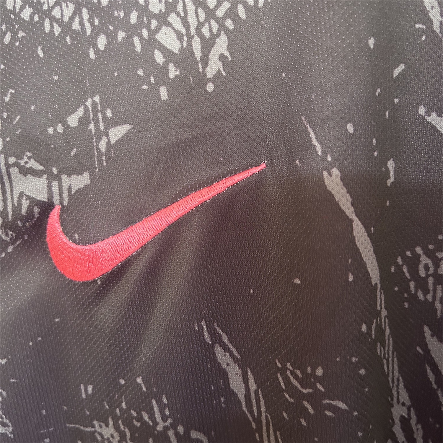 Barcelona 25-26 Pink Lion Black Jersey - Fans Version - Unitedfutballjersey