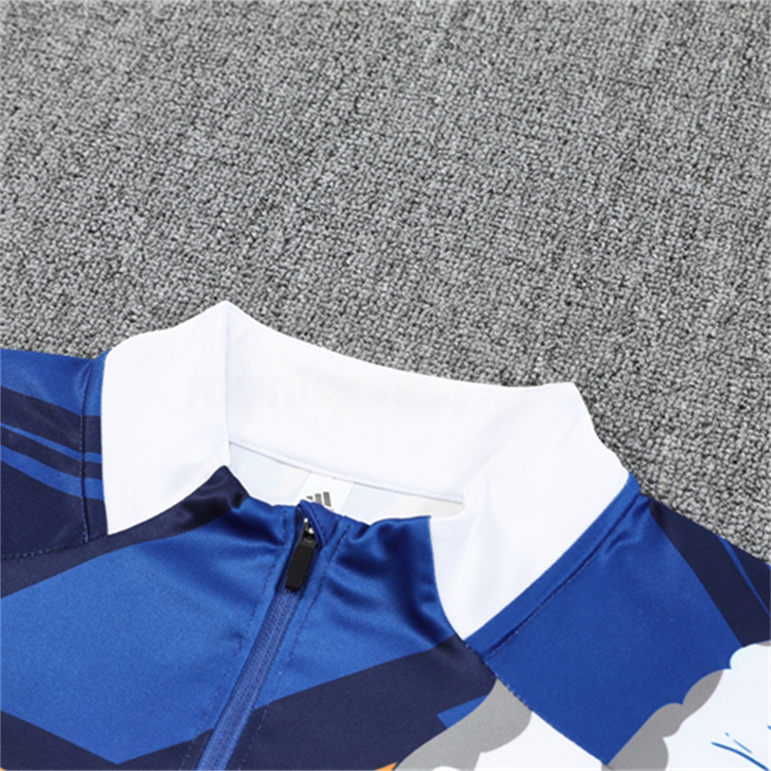 Real Madrid 25-26 Kids Long Sleeve Training Set - Yellow, White and Blue Camouflage Top and Black Pants - Unitedfutballjersey