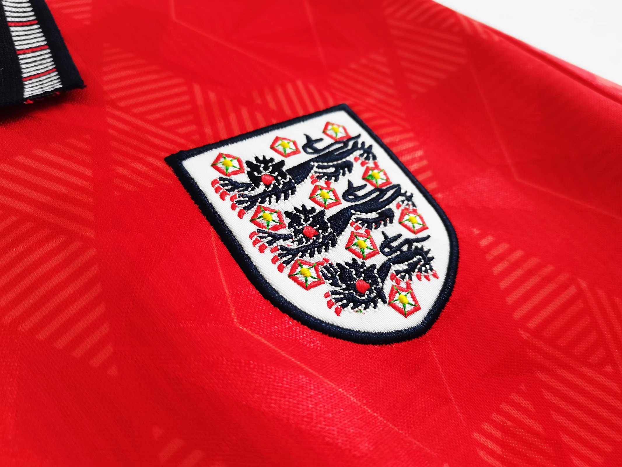 Retro England 1990 Away Stadium Jersey - Unitedfutballjersey