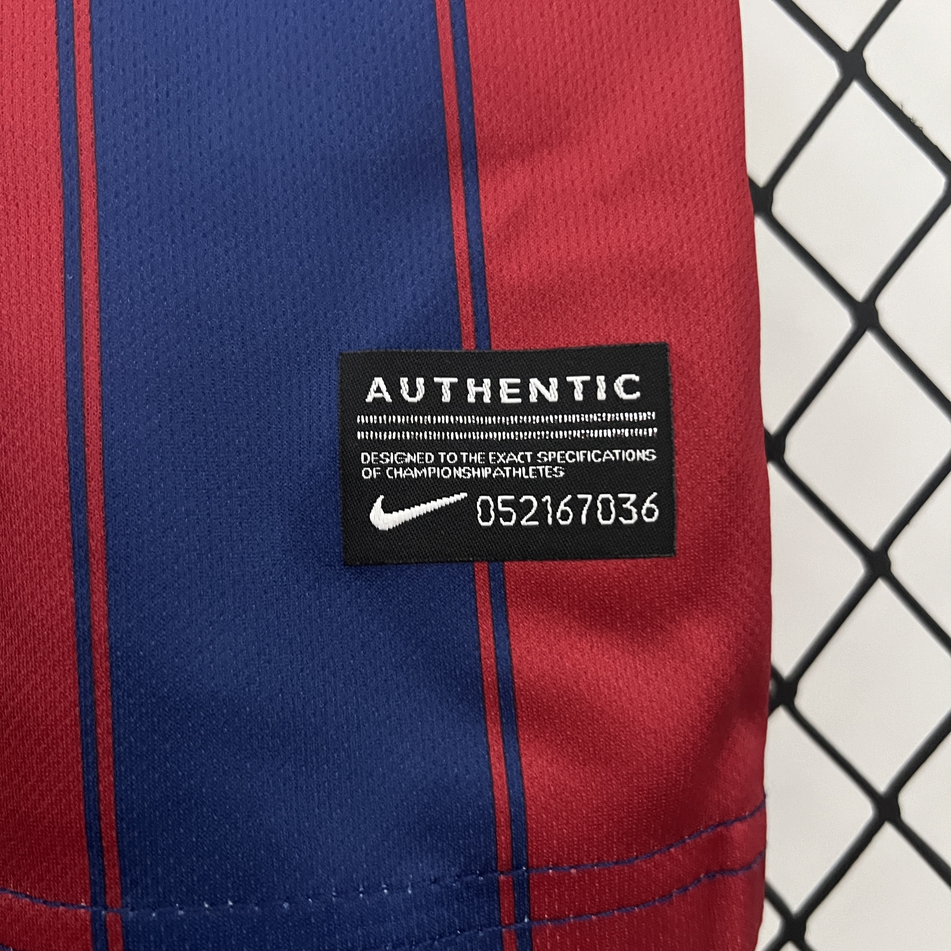 Retro Barcelona 2009-10 Home Stadium Kids Kit - Unitedfutballjersey