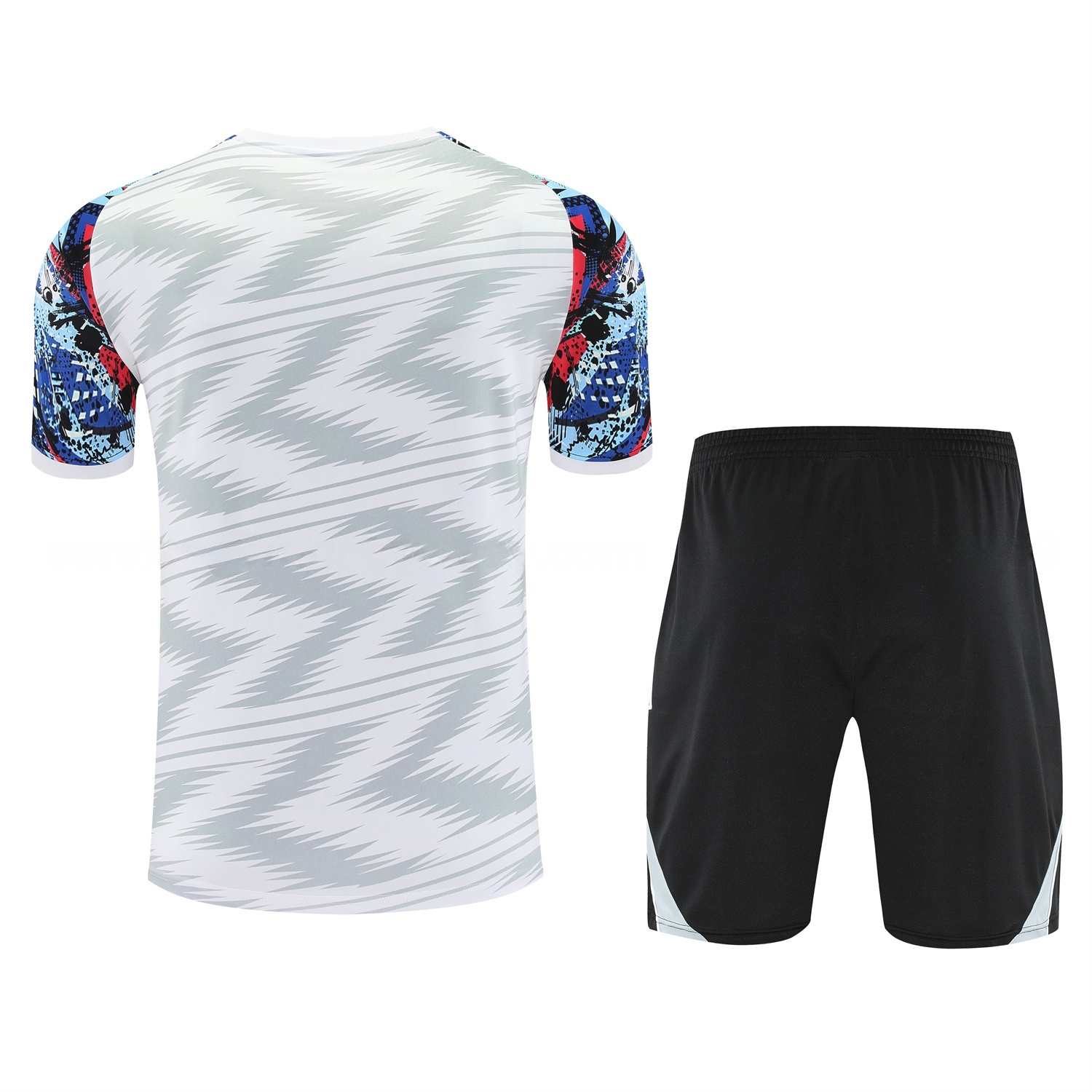 Real Madrid 25-26 Short-Sleeve Training Set - Grey Arrow Pattern Top & Black Shorts - Unitedfutballjersey