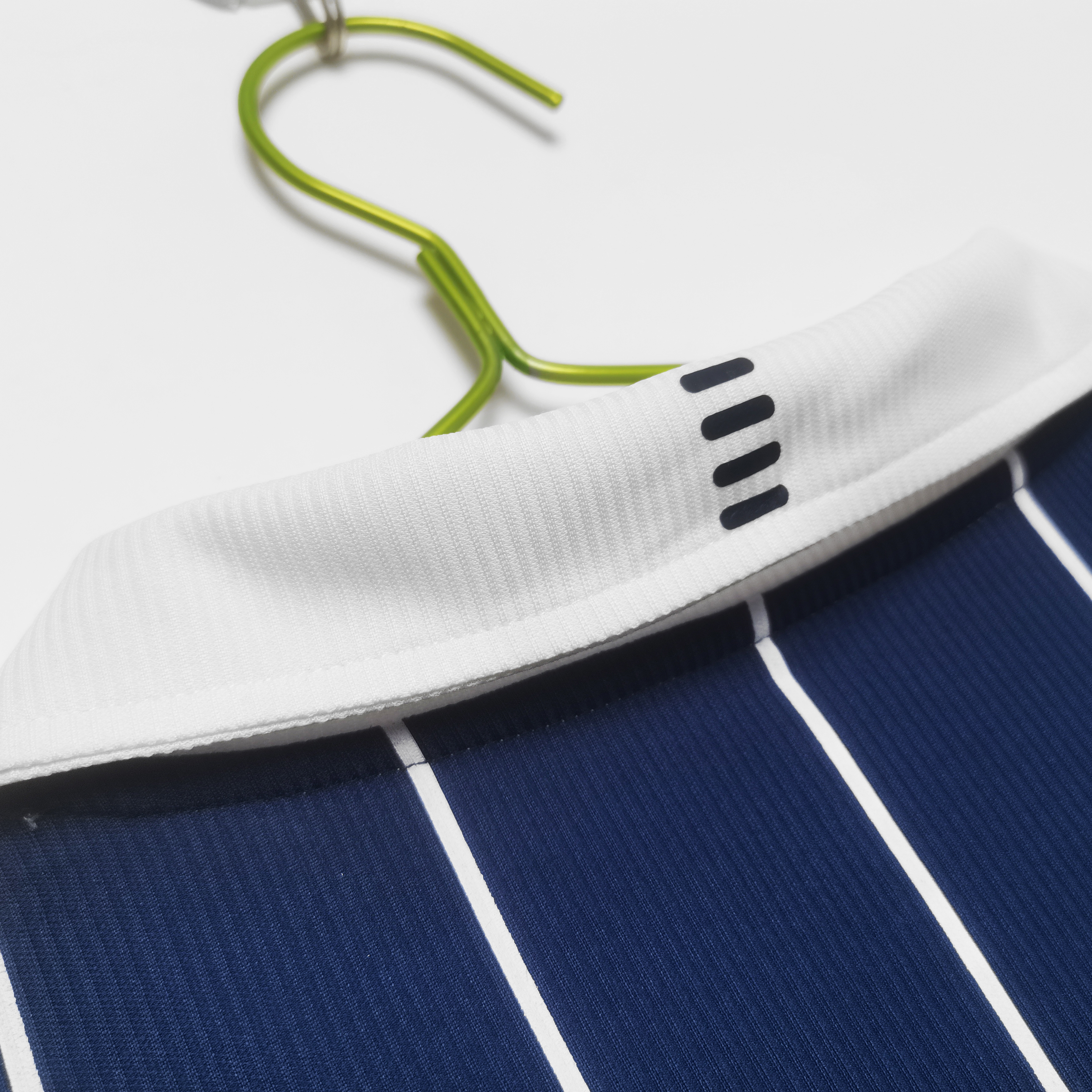 Retro S-c-o.t l.a-n.d 2002 Home Stadium Jersey - Unitedfutballjersey