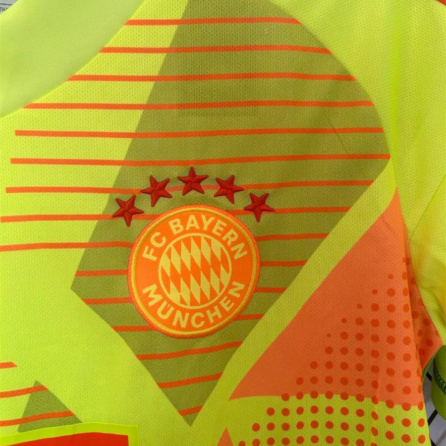 Bayern Munich 24-25 Green Goalkeeper Jersey - Fans Version - Unitedfutballjersey