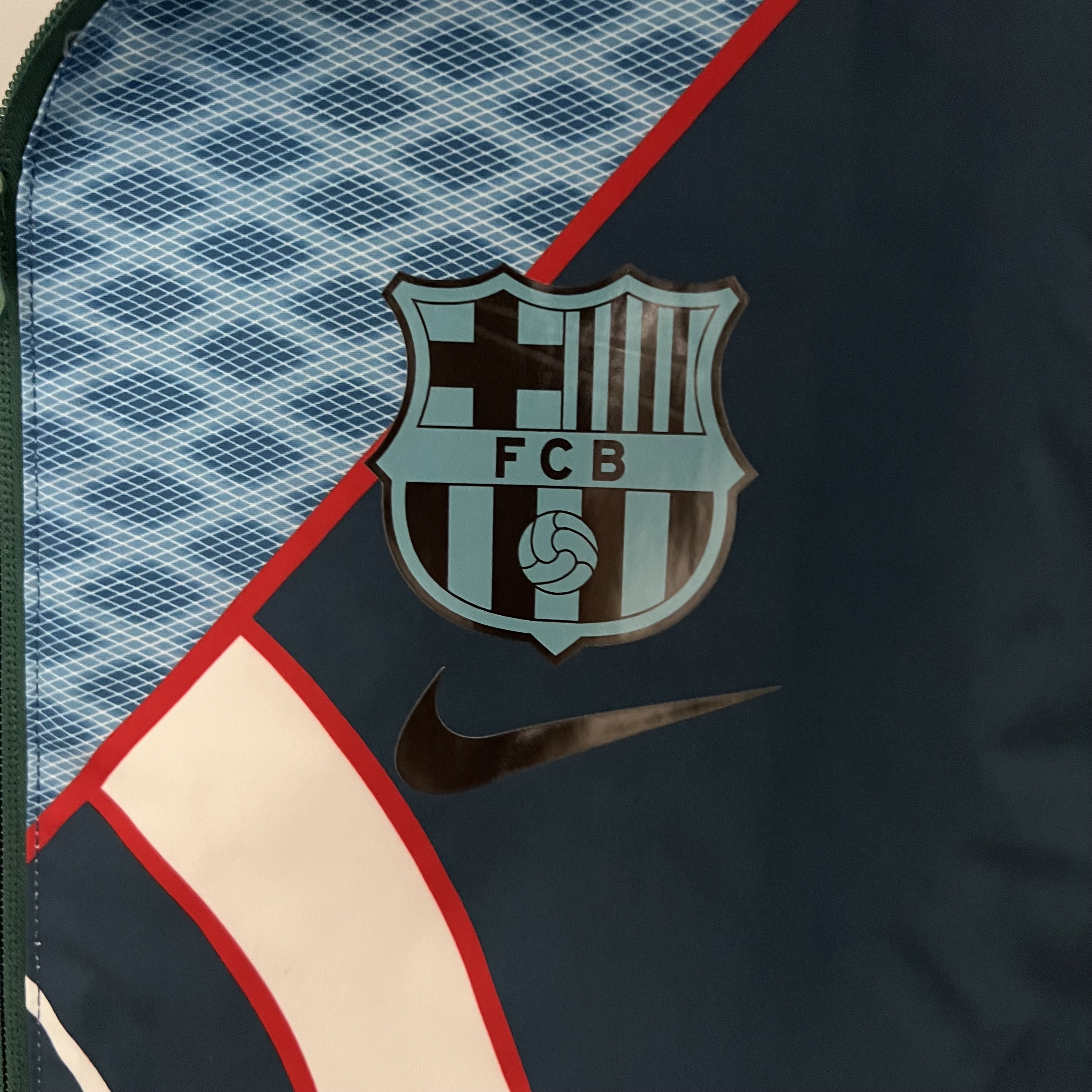 B.A.R.S.A 23-24 Player Reversible Windbreaker - White & Blue - Unitedfutballjersey