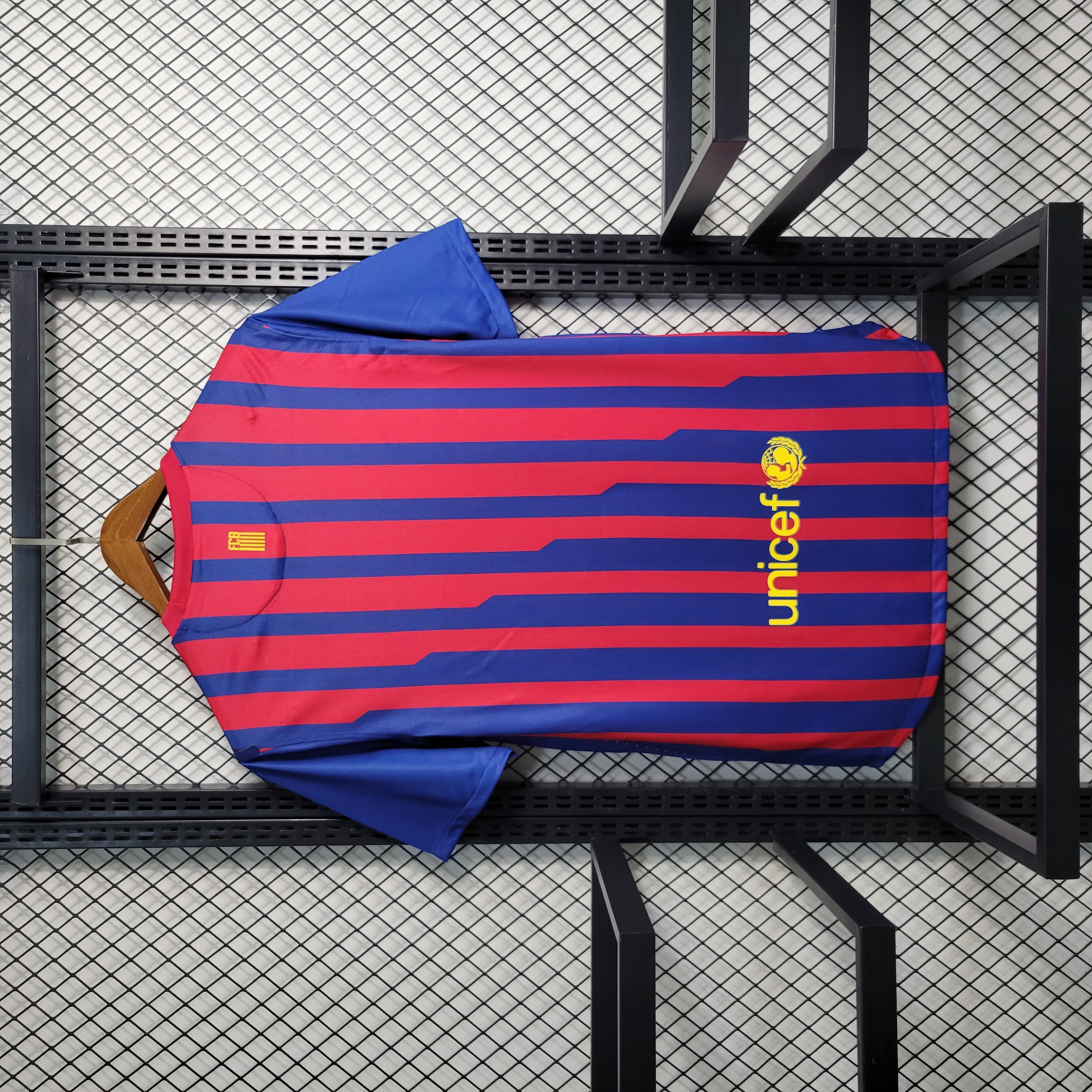 Retro Barcelona 11-12 Home Stadium Jersey - Unitedfutballjersey