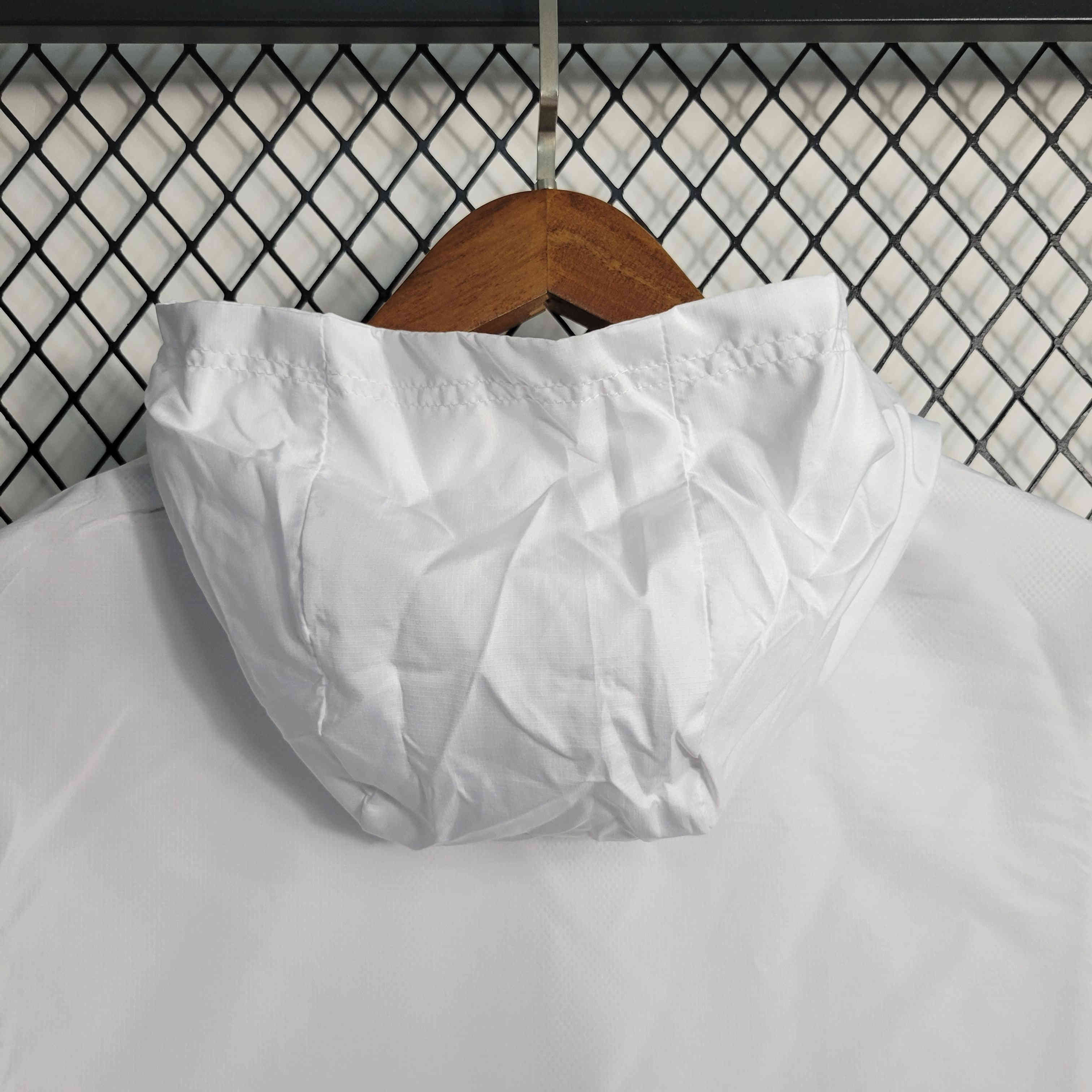 Real Madrid 23-24 White Windbreaker - Unitedfutballjersey