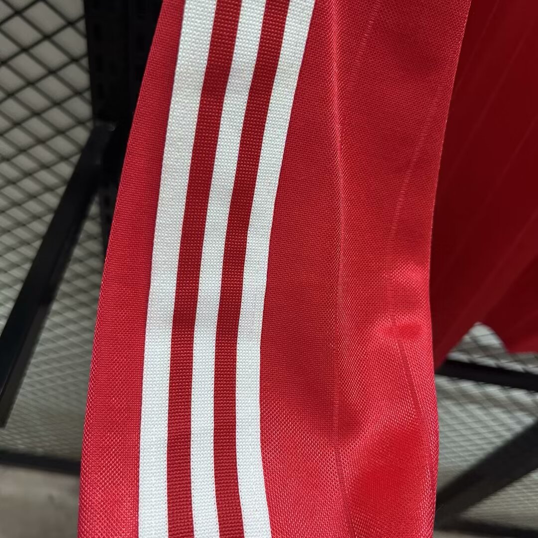 Retro Manchester United 82-83 Home Long Sleeve Jersey - Unitedfutballjersey