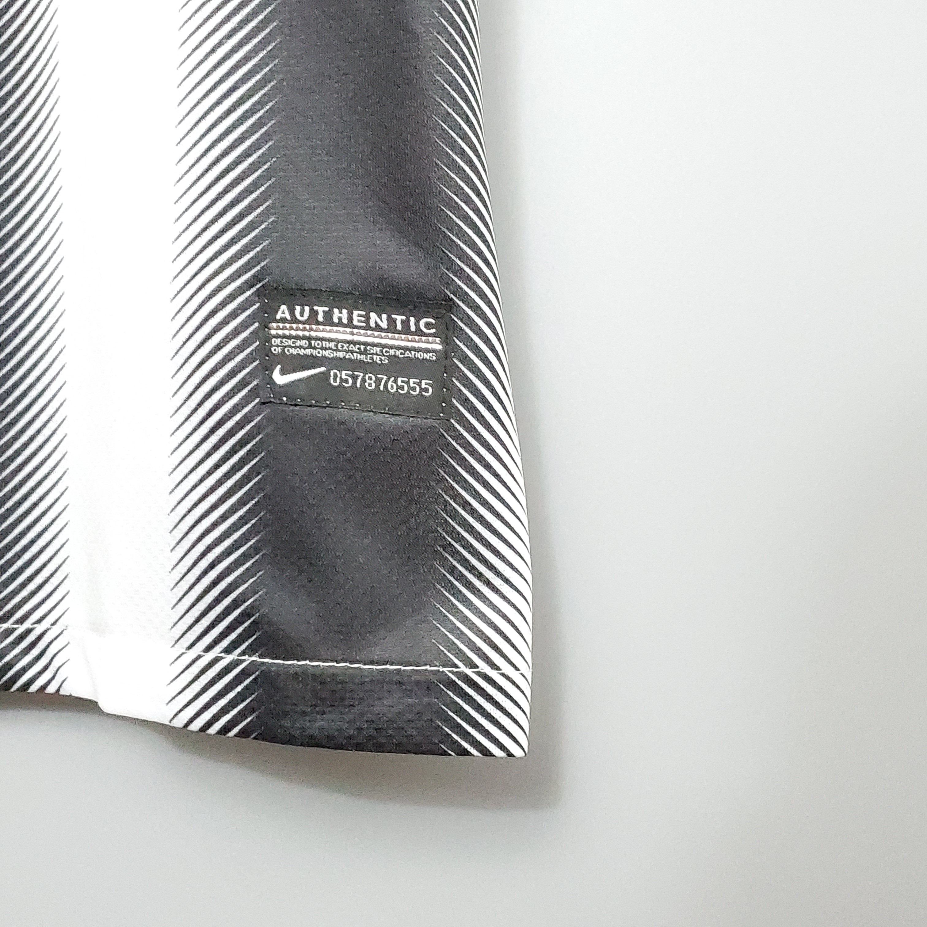 Retro Juventus 2011-12 Home Stadium Jersey - Unitedfutballjersey