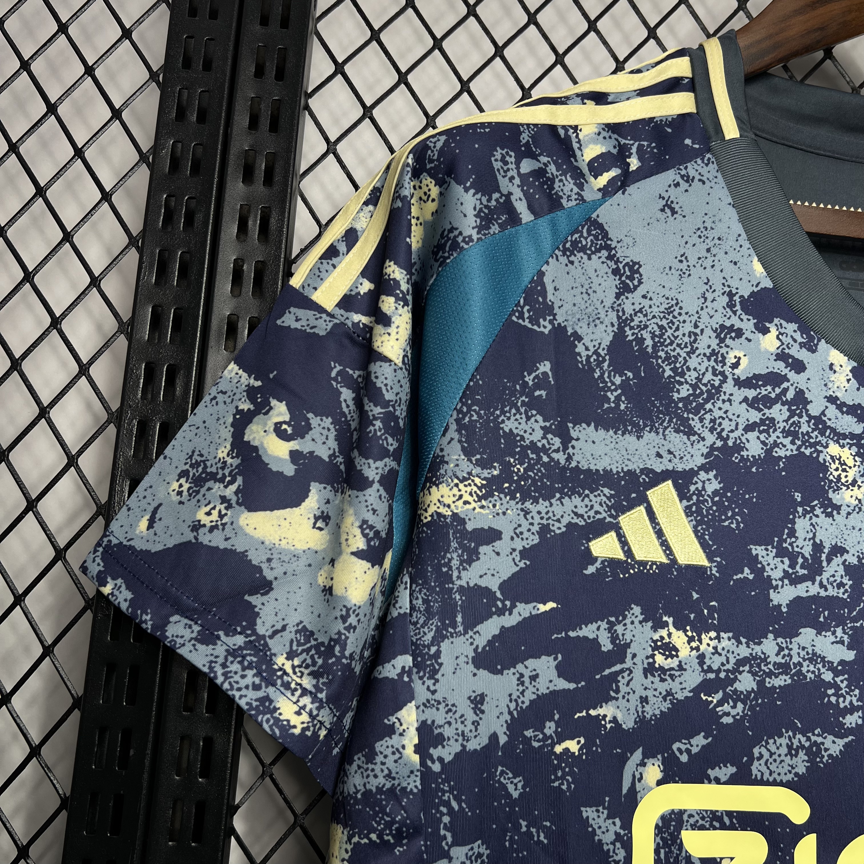 Ajax 24-25 Away Jersey - Fans Version - Unitedfutballjersey