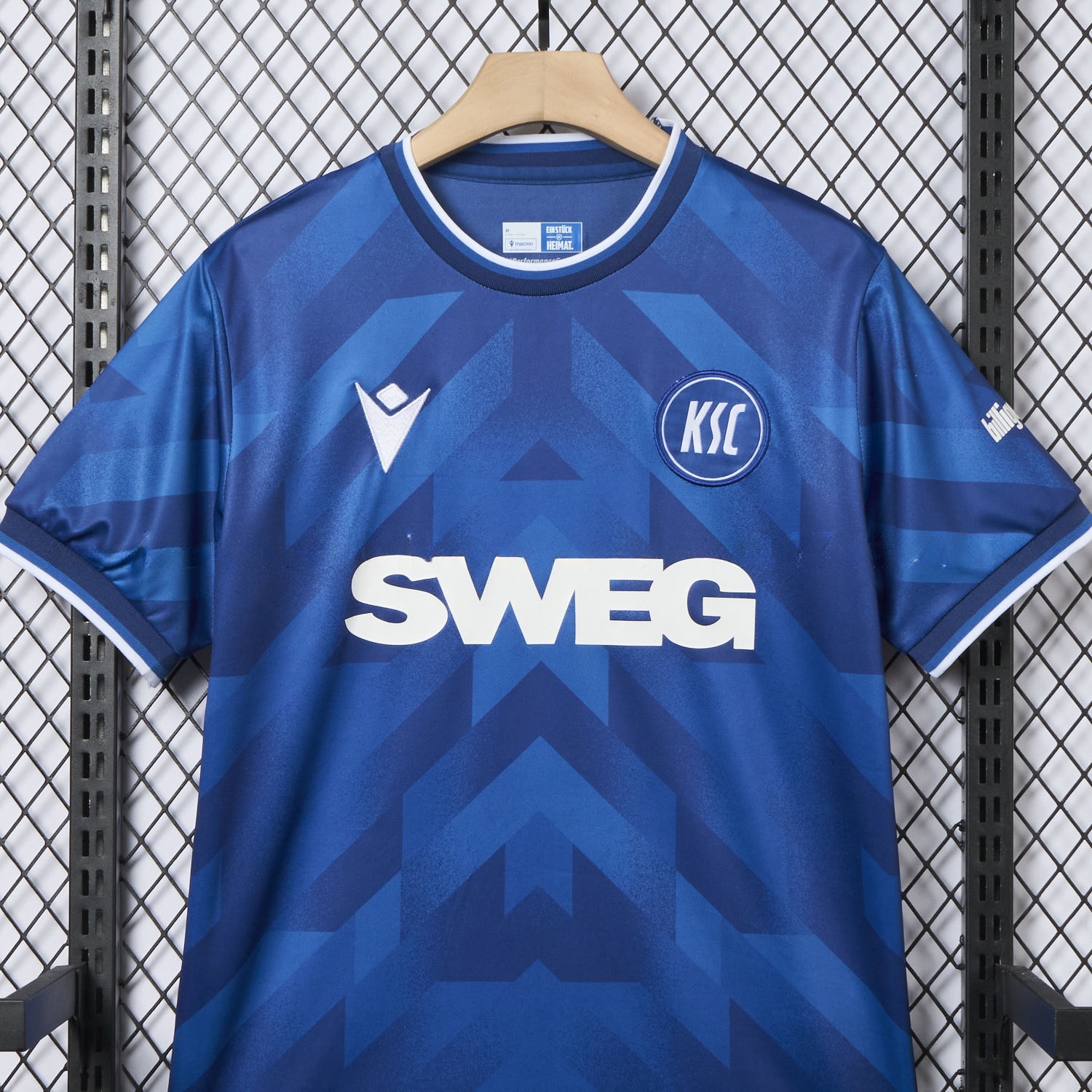 Karlsruher SC 25-26 Home Jersey - Fans Version - Unitedfutballjersey