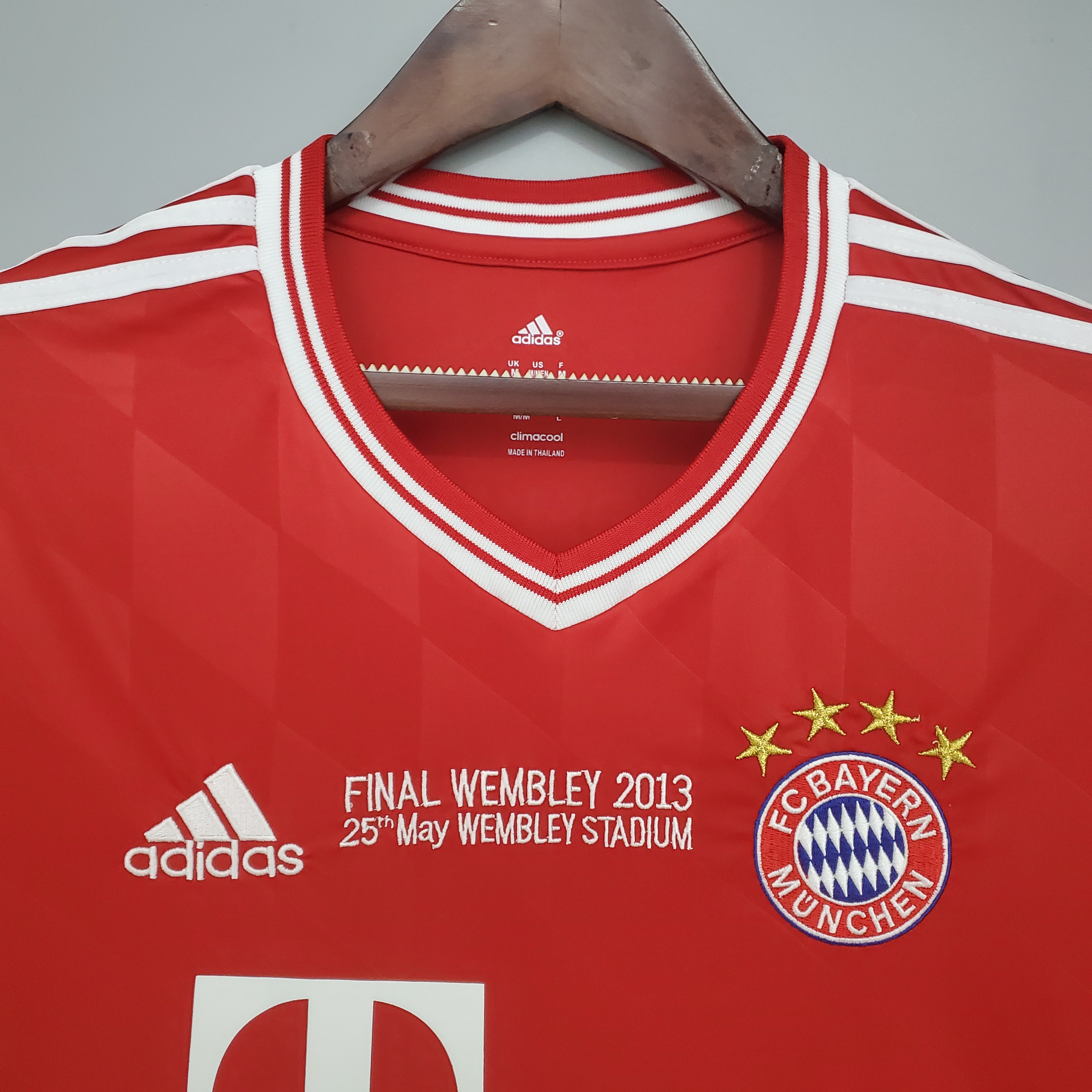 Retro Bayern Munich 13-14 Champions League Final Home Stadium Jersey - Unitedfutballjersey